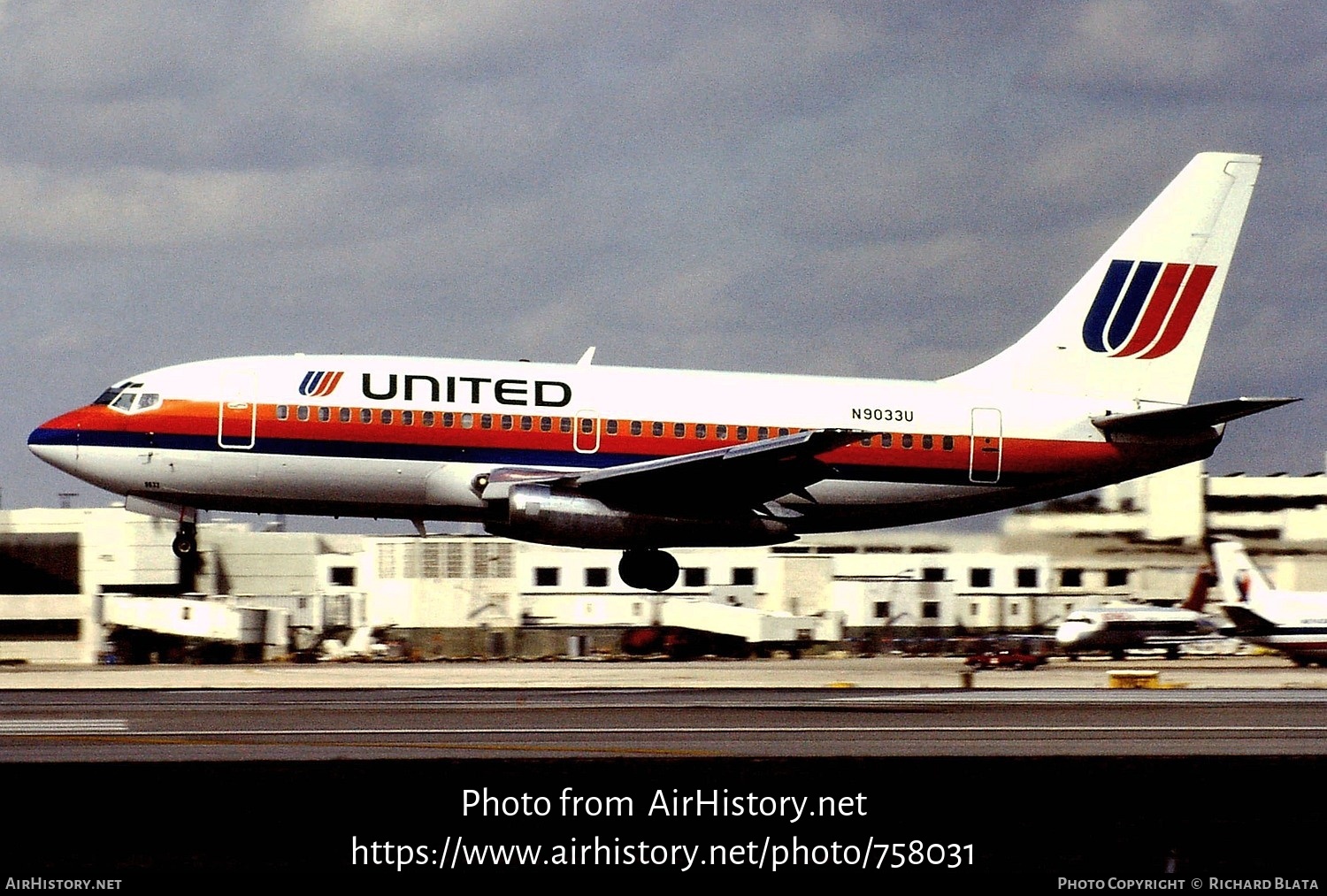 Aircraft Photo of N9033U | Boeing 737-222 | United Airlines | AirHistory.net #758031