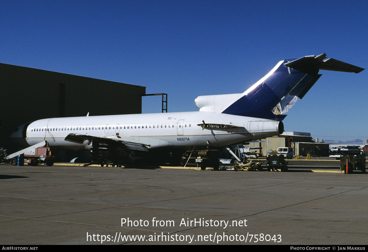 Aircraft Photo of N88714 | Boeing 727-224 | Continental Airlines | AirHistory.net #758043