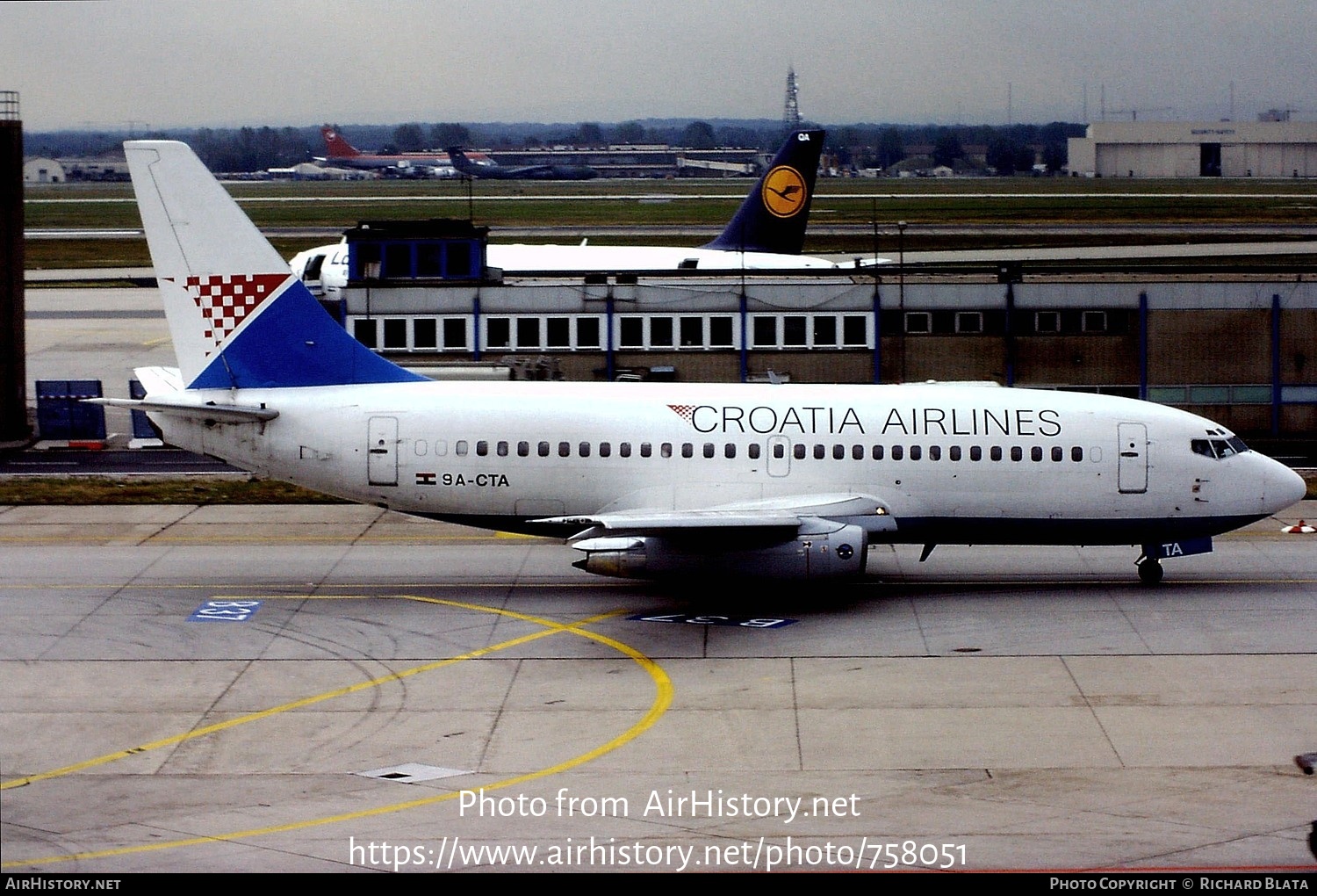 Aircraft Photo of 9A-CTA | Boeing 737-230/Adv | Croatia Airlines | AirHistory.net #758051