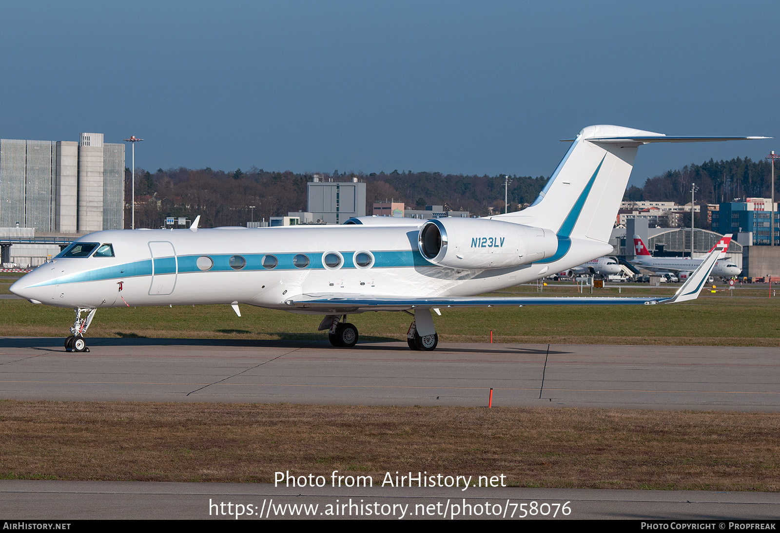 Aircraft Photo of N123LV | Gulfstream Aerospace G-IV-X Gulfstream G450 | AirHistory.net #758076