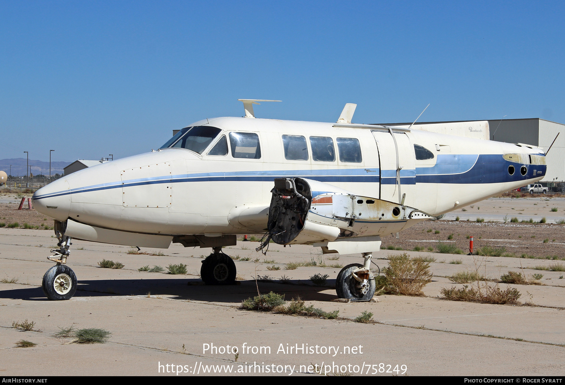 Aircraft Photo of N432H | Beech 65-A80 Queen Air | AirHistory.net #758249