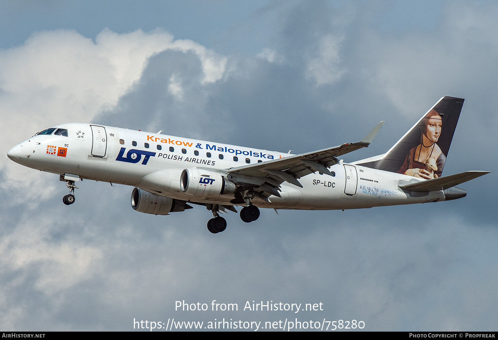 Aircraft Photo of SP-LDC | Embraer 170STD (ERJ-170-100STD) | LOT Polish Airlines - Polskie Linie Lotnicze | AirHistory.net #758280