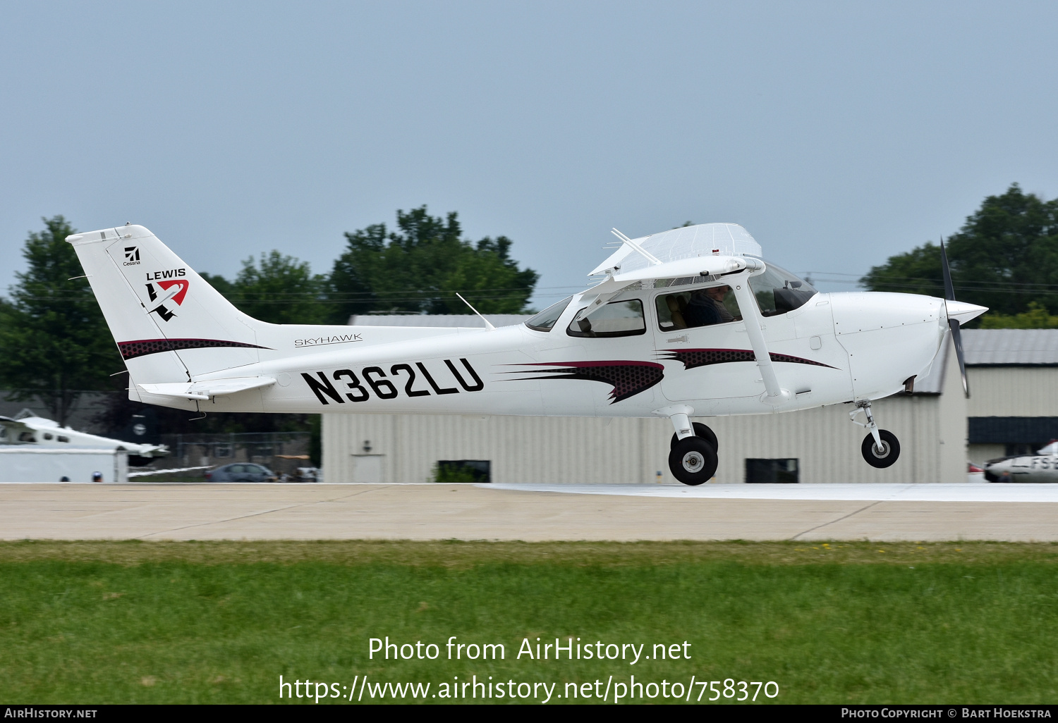 Aircraft Photo of N362LU | Textron 172S Skyhawk | Lewis University Flyers | AirHistory.net #758370