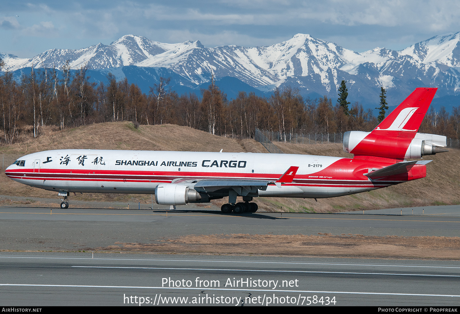 Aircraft Photo of B-2179 | McDonnell Douglas MD-11/F | Shanghai Airlines Cargo | AirHistory.net #758434