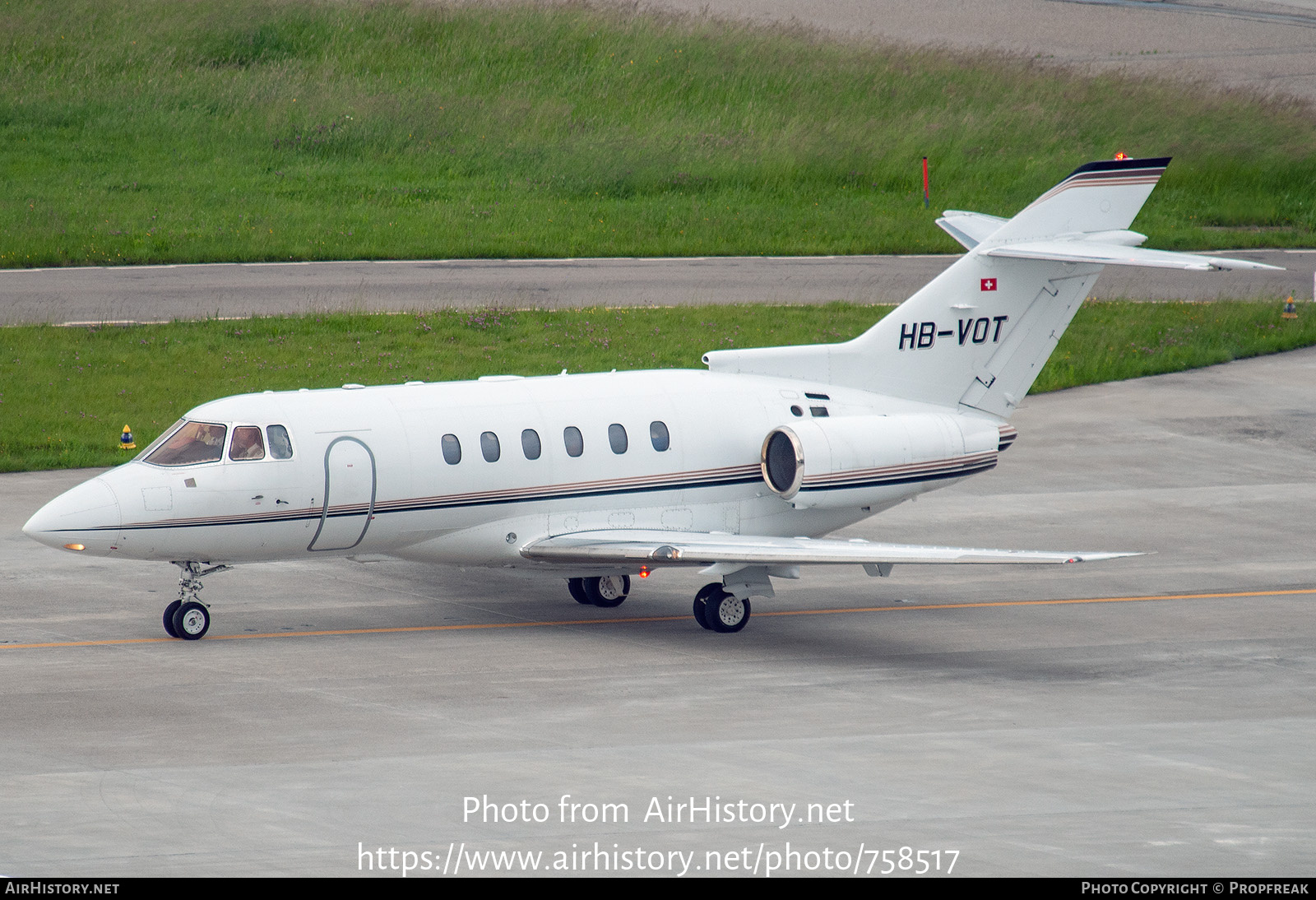 Aircraft Photo of HB-VOT | Hawker Beechcraft 800XP | AirHistory.net #758517