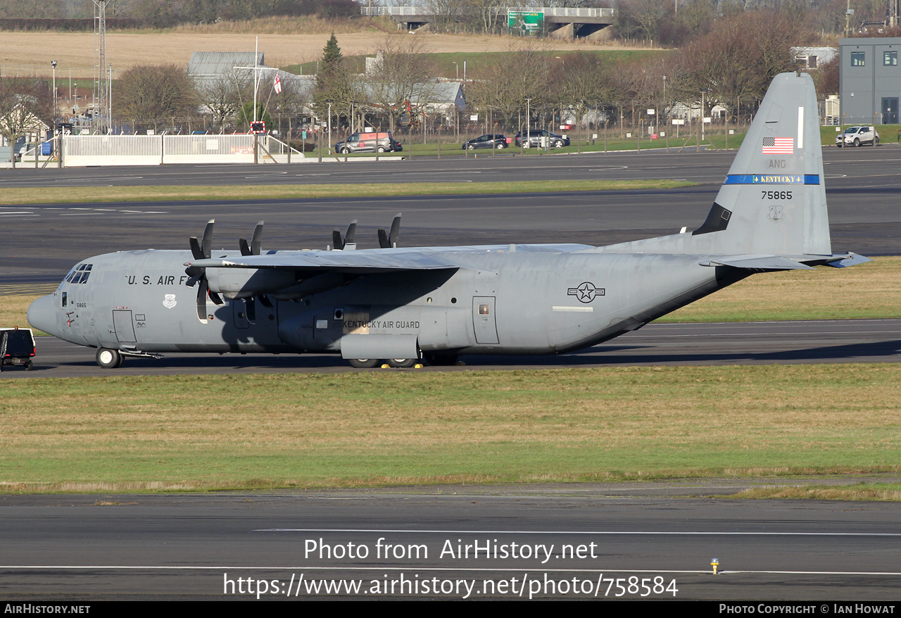 Aircraft Photo of 17-5865 / 75865 | Lockheed Martin C-130J-30 Hercules | USA - Air Force | AirHistory.net #758584