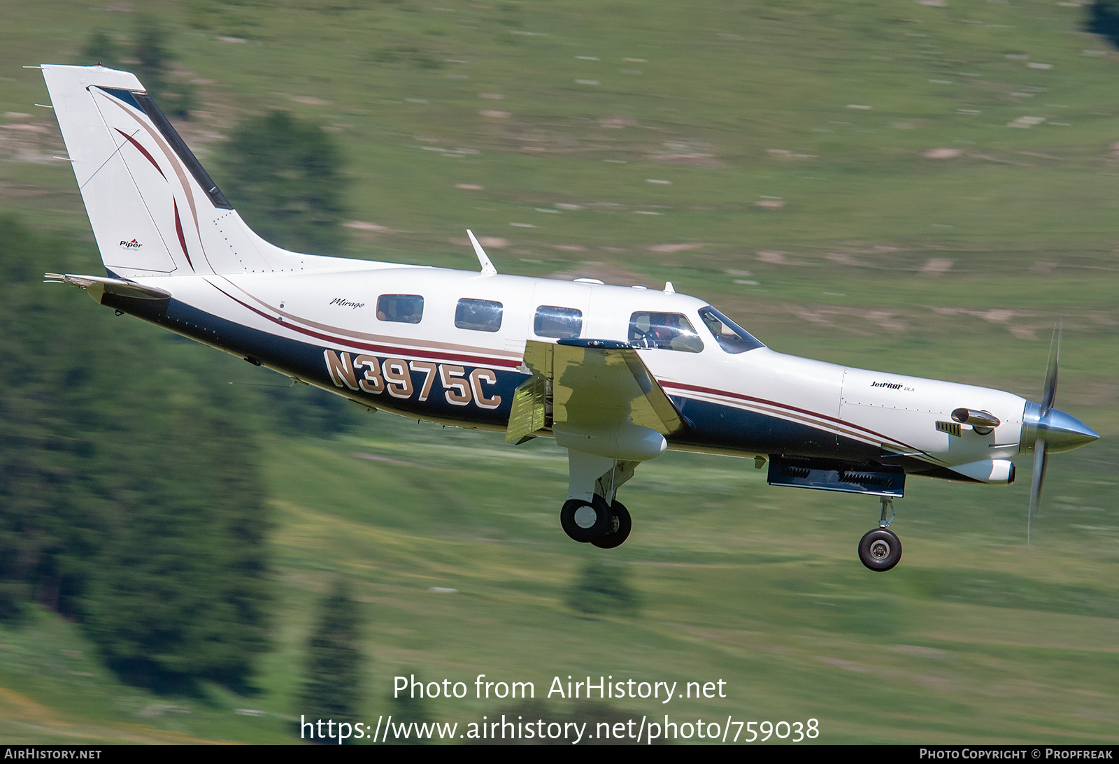 Aircraft Photo of N3975C | Piper PA-46-350P Malibu Mirage/Jetprop DLX | AirHistory.net #759038