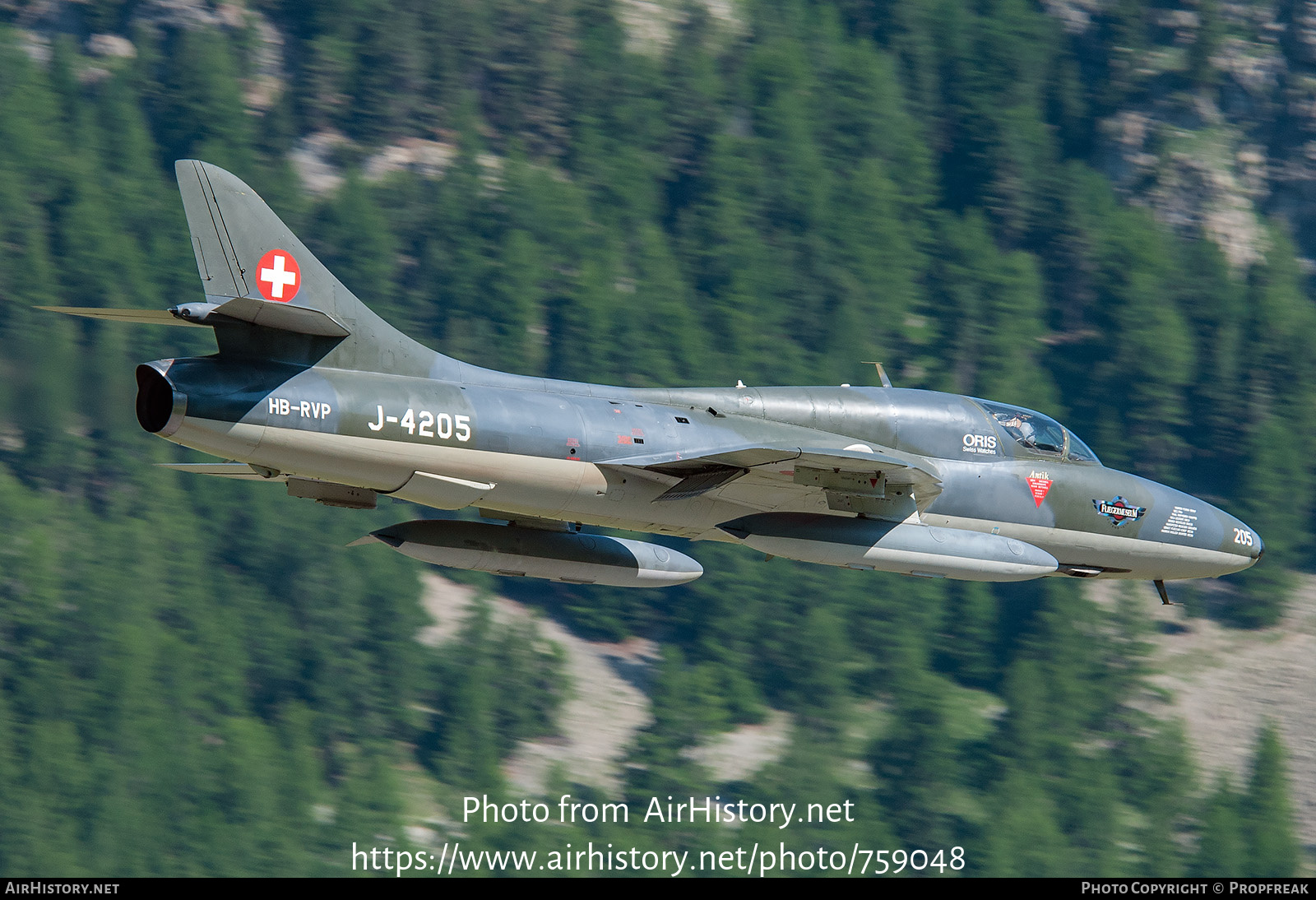 Aircraft Photo of HB-RVP / J-4205 | Hawker Hunter T68 | FFA Museum - Fliegermuseum Fahrzeugmuseum Altenrhein | Switzerland - Air Force | AirHistory.net #759048