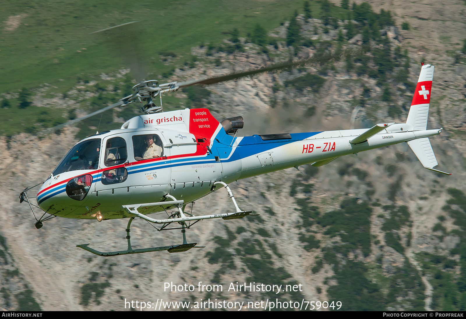 Aircraft Photo of HB-ZIA | Eurocopter AS-350B-3 Ecureuil | Air Grischa | AirHistory.net #759049