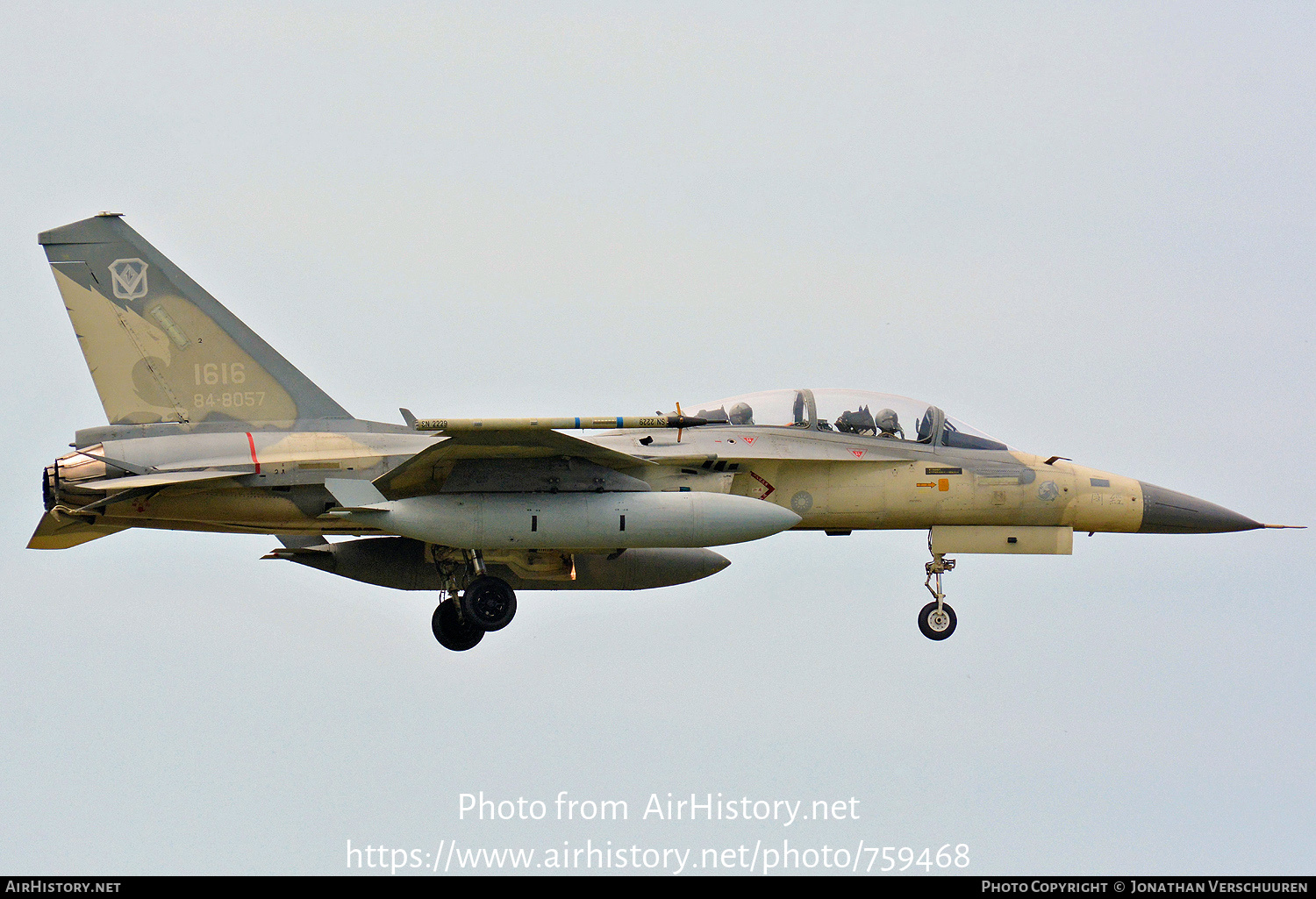 Aircraft Photo of 1616 | AIDC F-CK-1D Hsung Ying | Taiwan - Air Force | AirHistory.net #759468