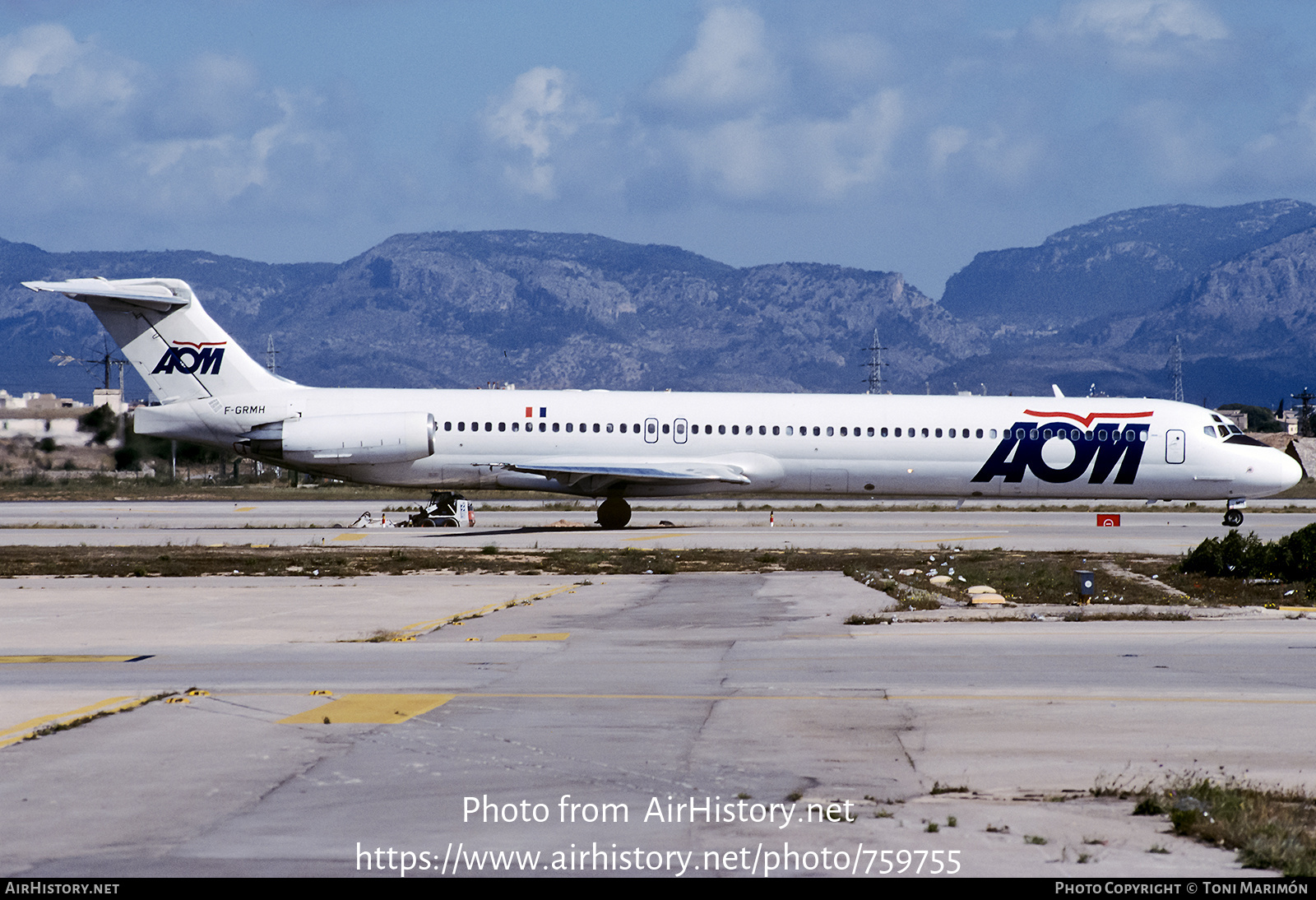 Aircraft Photo of F-GRMH | McDonnell Douglas MD-83 (DC-9-83) | AOM French Airlines | AirHistory.net #759755