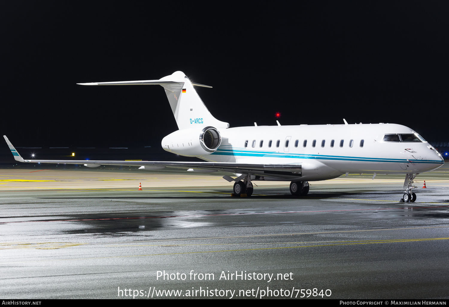 Aircraft Photo of D-ARCG | Bombardier Global 5500 (BD-700-1A11) | AirHistory.net #759840