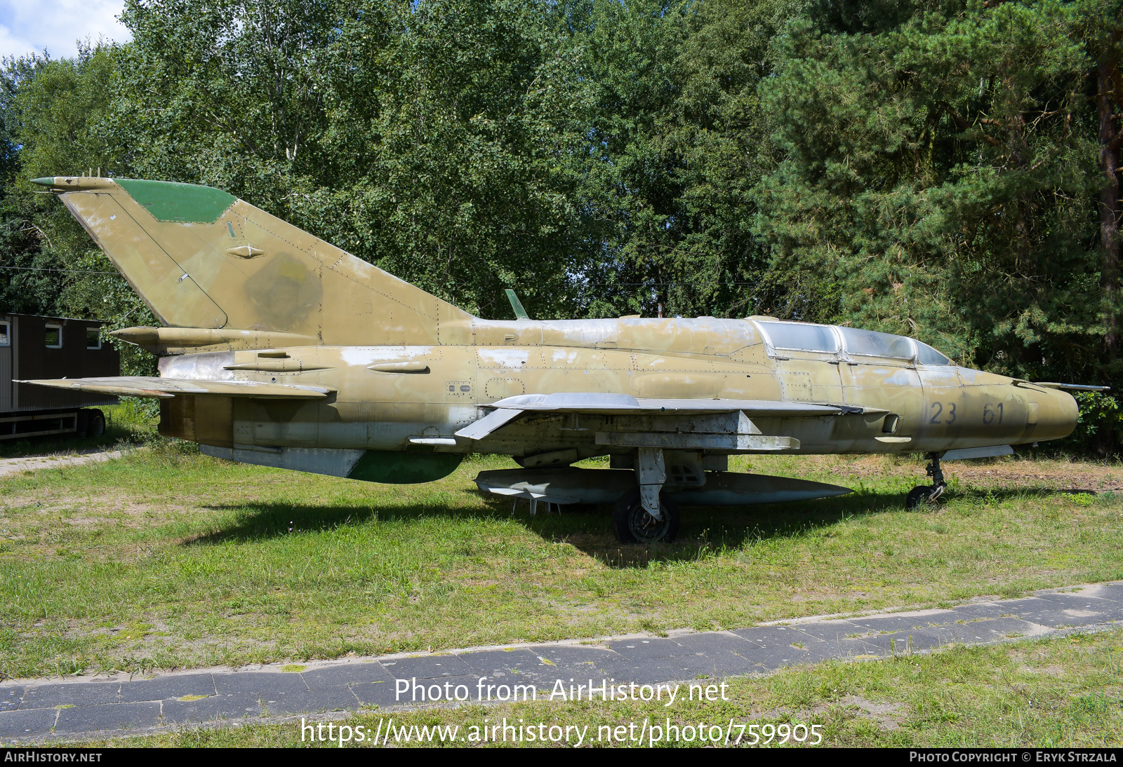 Aircraft Photo of 2361 / 233 | Mikoyan-Gurevich MiG-21UM | Germany - Air Force | AirHistory.net #759905