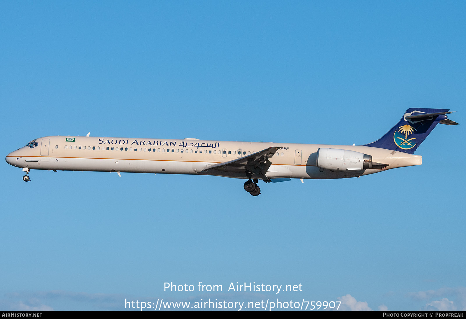 Aircraft Photo of HZ-APF | McDonnell Douglas MD-90-30 | Saudi Arabian Airlines | AirHistory.net #759907