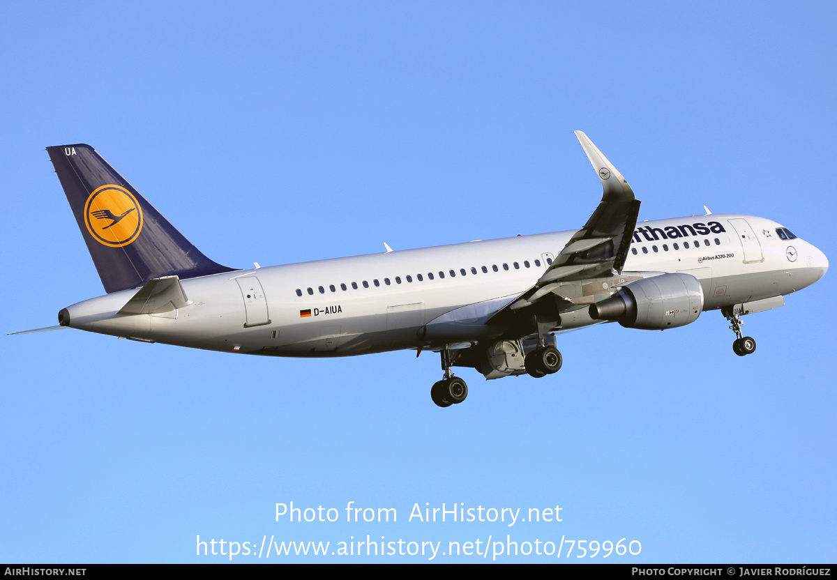 Aircraft Photo of D-AIUA | Airbus A320-214 | Lufthansa | AirHistory.net #759960