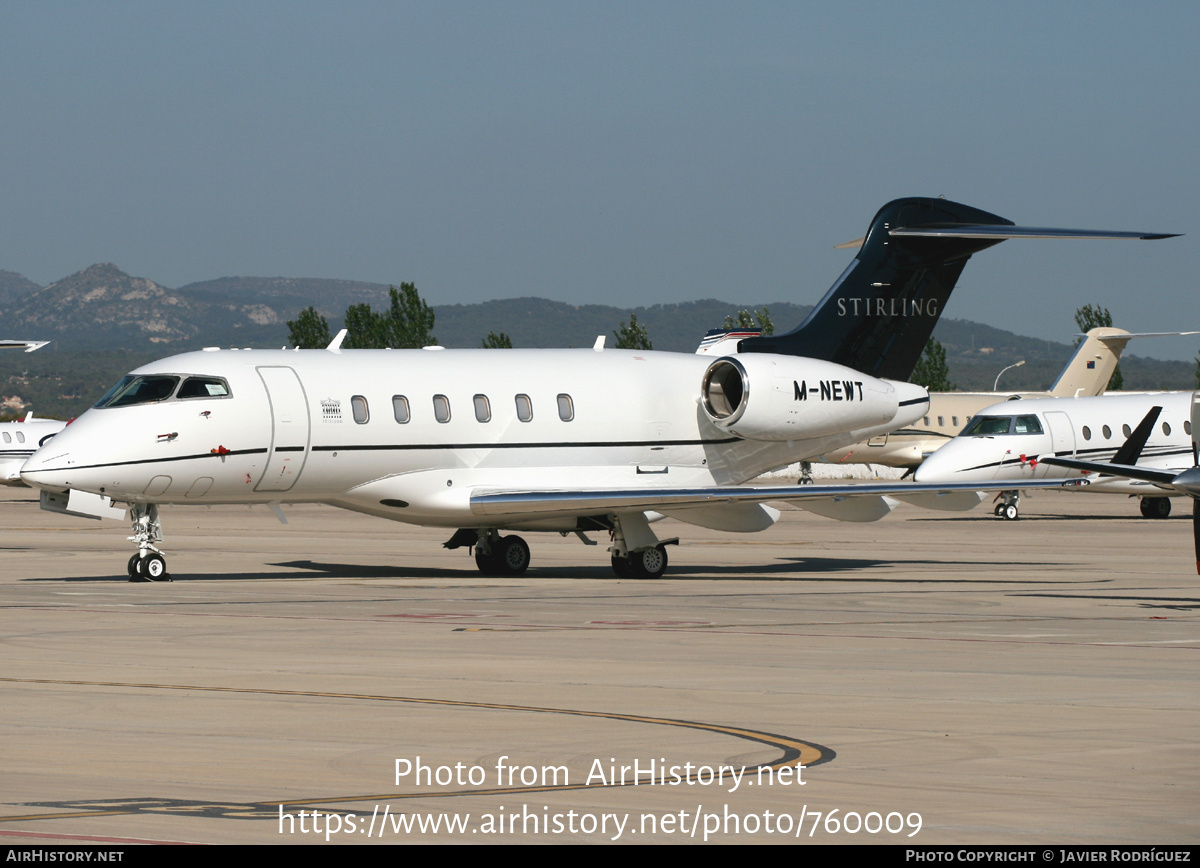 Aircraft Photo of M-NEWT | Bombardier Challenger 300 (BD-100-1A10) | AirHistory.net #760009