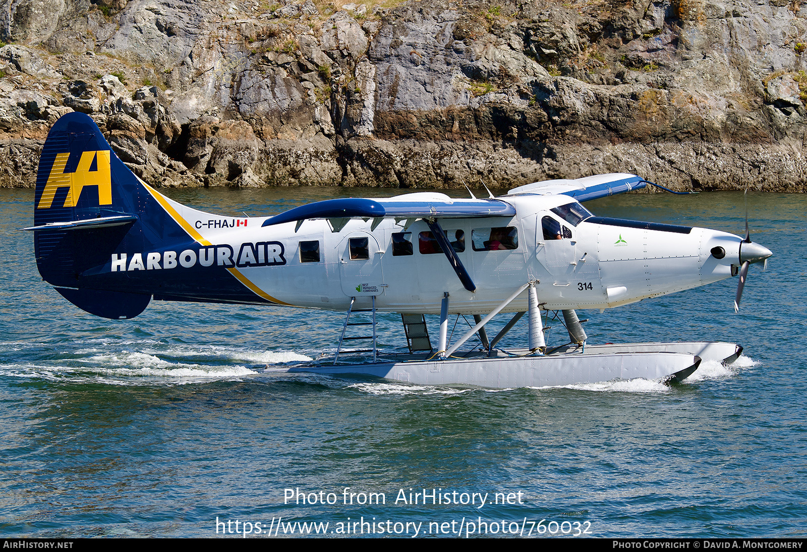 Aircraft Photo of C-FHAJ | Vazar DHC-3T Turbine Otter | Harbour Air | AirHistory.net #760032