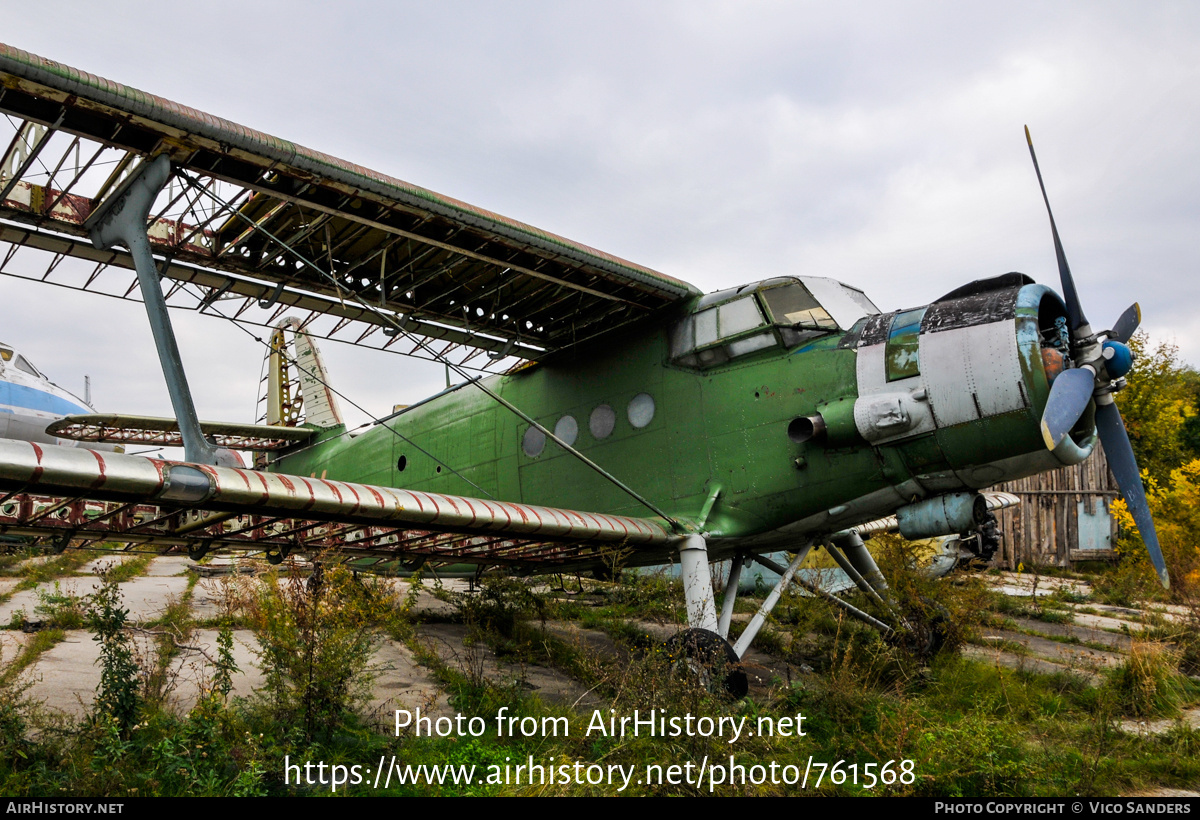 Aircraft Photo of 14 red | Antonov An-2 | Ukraine - Air Force | AirHistory.net #761568