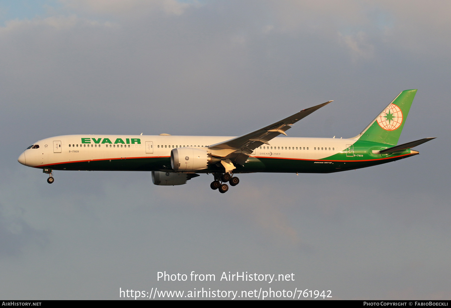 Aircraft Photo of B-17809 | Boeing 787-10 Dreamliner | EVA Air | AirHistory.net #761942