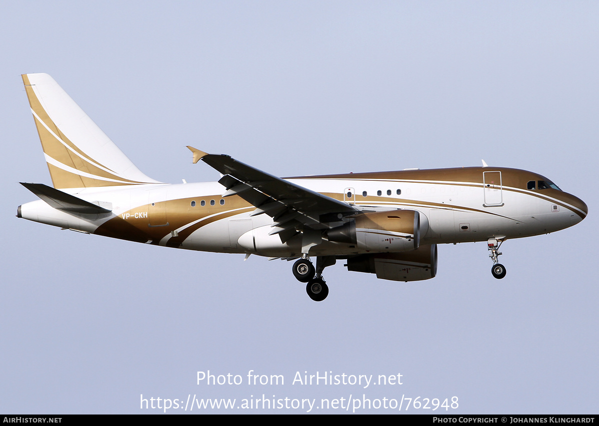 Aircraft Photo of VP-CKH | Airbus ACJ318 (A318-112/CJ) | AirHistory.net #762948