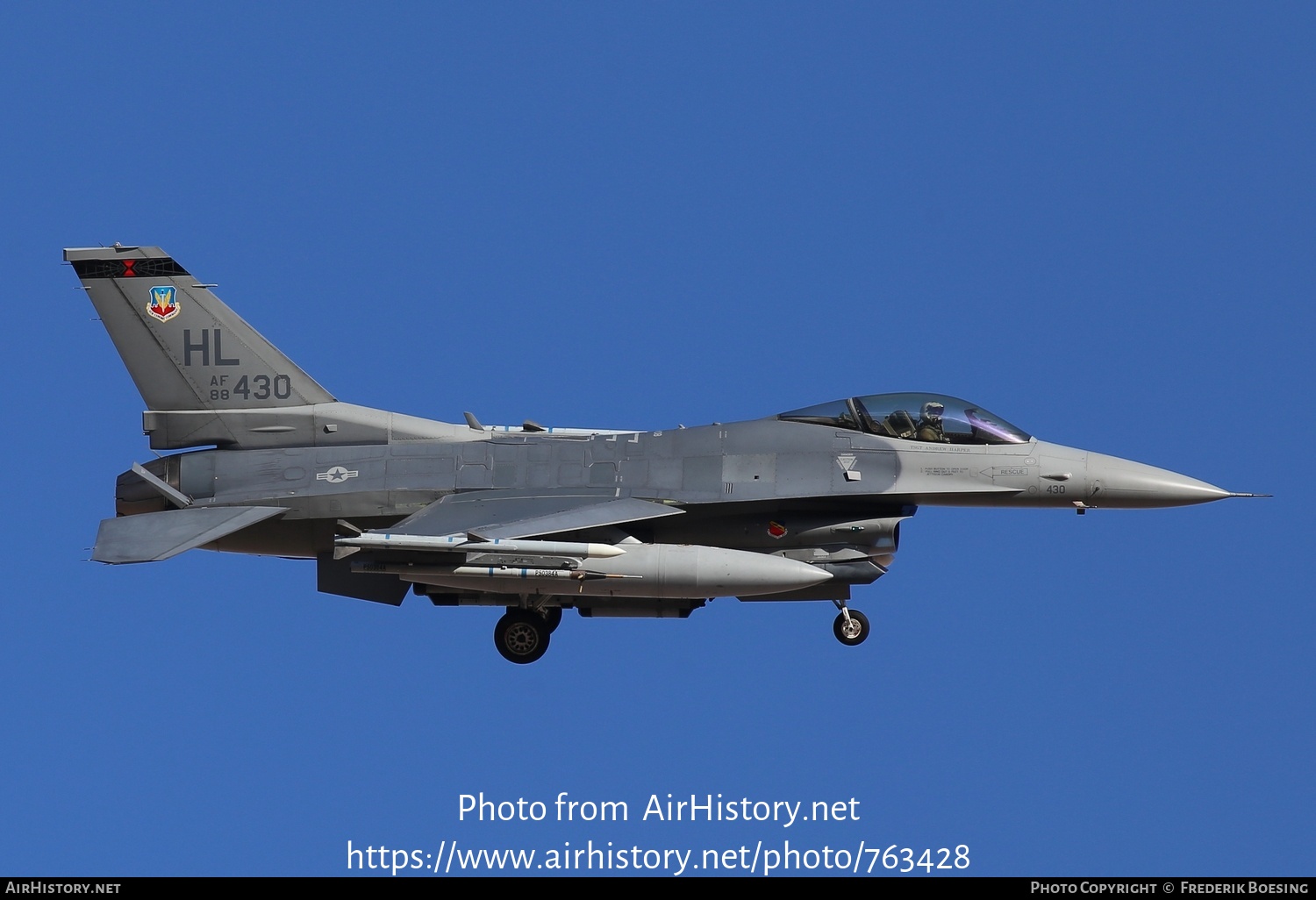 Aircraft Photo of 88-0430 / AF88-430 | General Dynamics F-16CM Fighting Falcon | USA - Air Force | AirHistory.net #763428