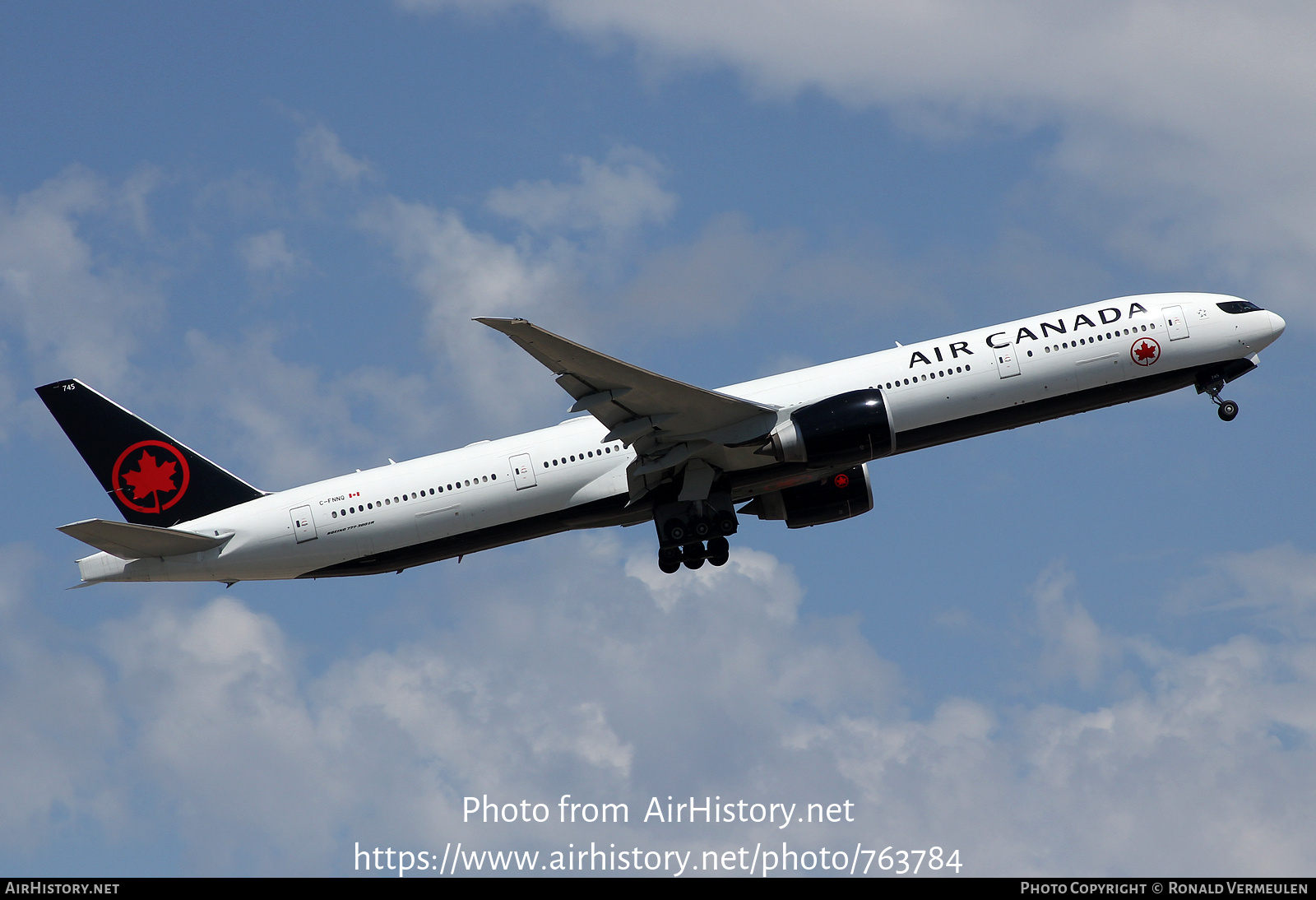 Aircraft Photo of C-FNNQ | Boeing 777-333/ER | Air Canada | AirHistory.net #763784