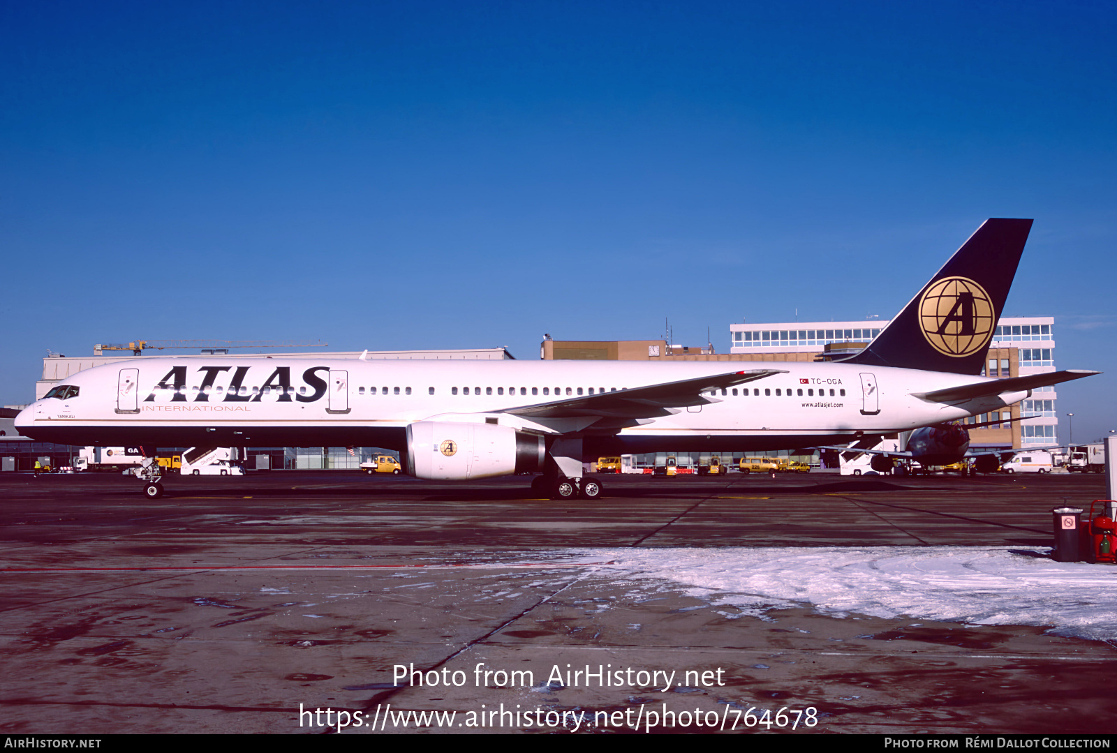 Aircraft Photo of TC-OGA | Boeing 757-225 | Atlasjet International Airways | AirHistory.net #764678