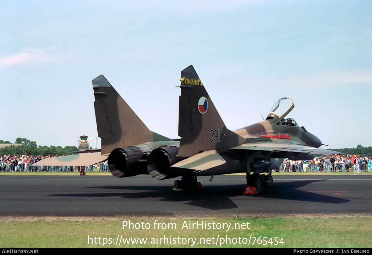 Aircraft Photo of 3911 | Mikoyan-Gurevich MiG-29A (9-12A) | Czechoslovakia - Air Force | AirHistory.net #765454