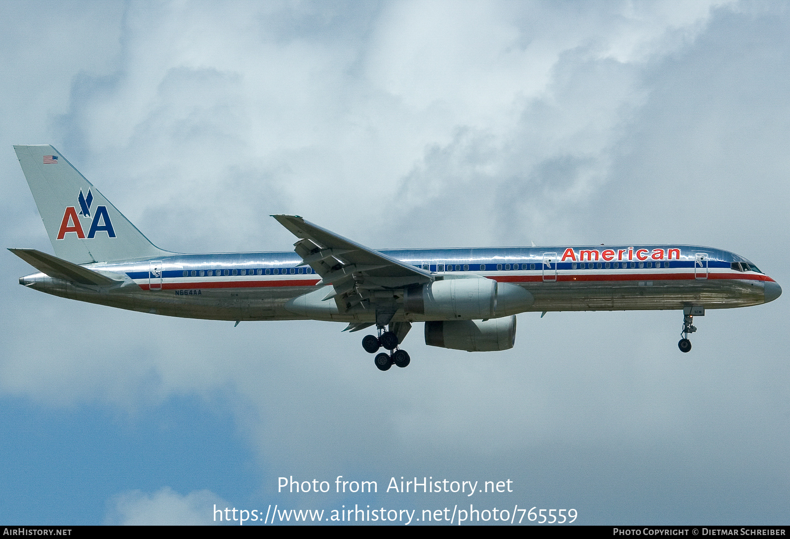 Aircraft Photo of N664AA | Boeing 757-223 | American Airlines | AirHistory.net #765559