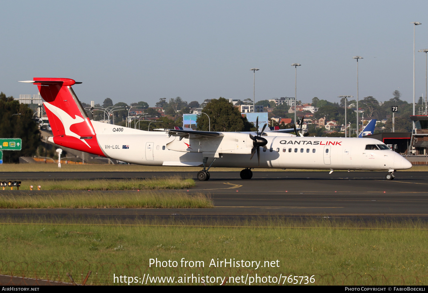 Aircraft Photo of VH-LQL | Bombardier DHC-8-402 Dash 8 | QantasLink | AirHistory.net #765736