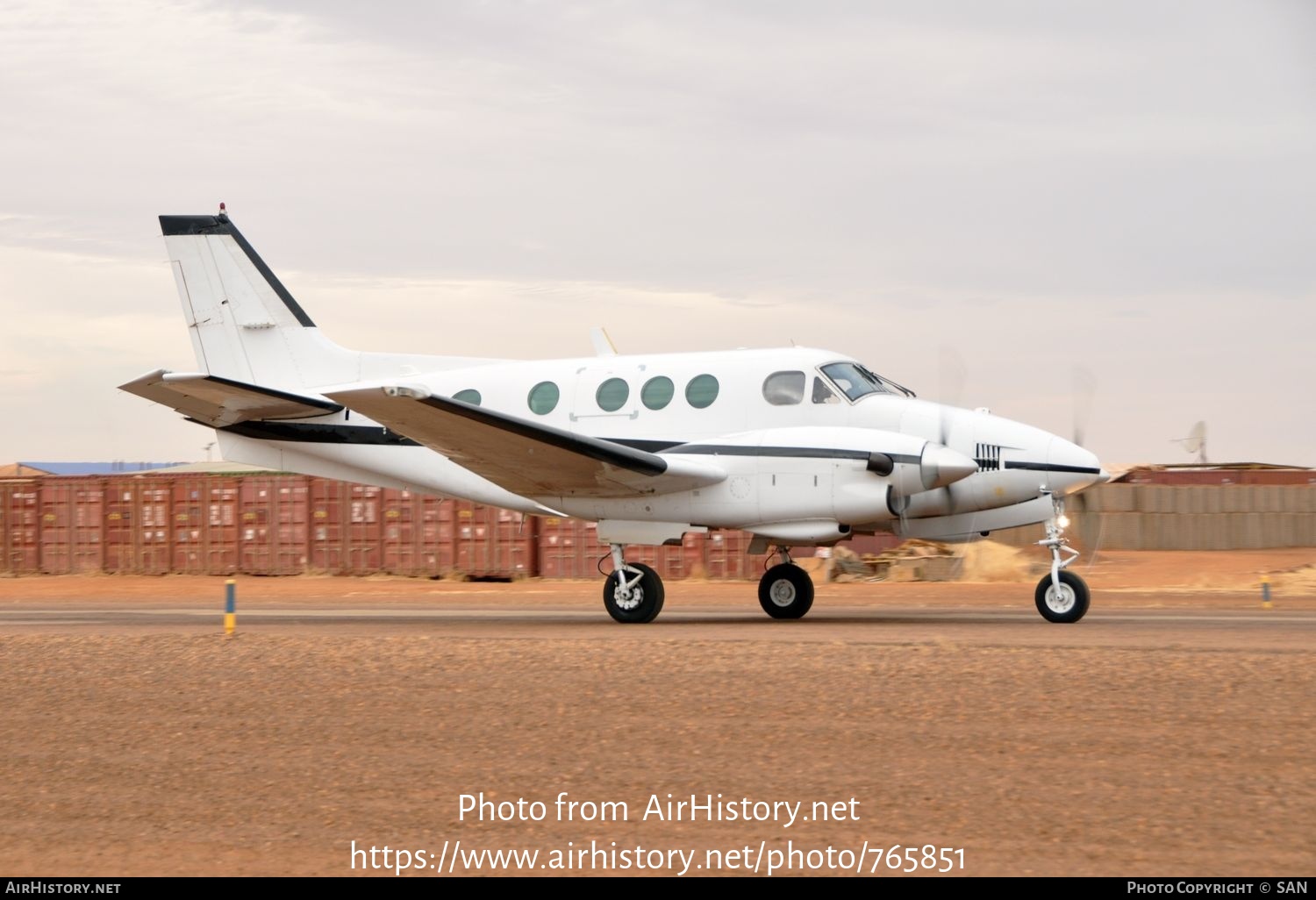 Aircraft Photo of F-GBLU | Beech C90 King Air | AirHistory.net #765851