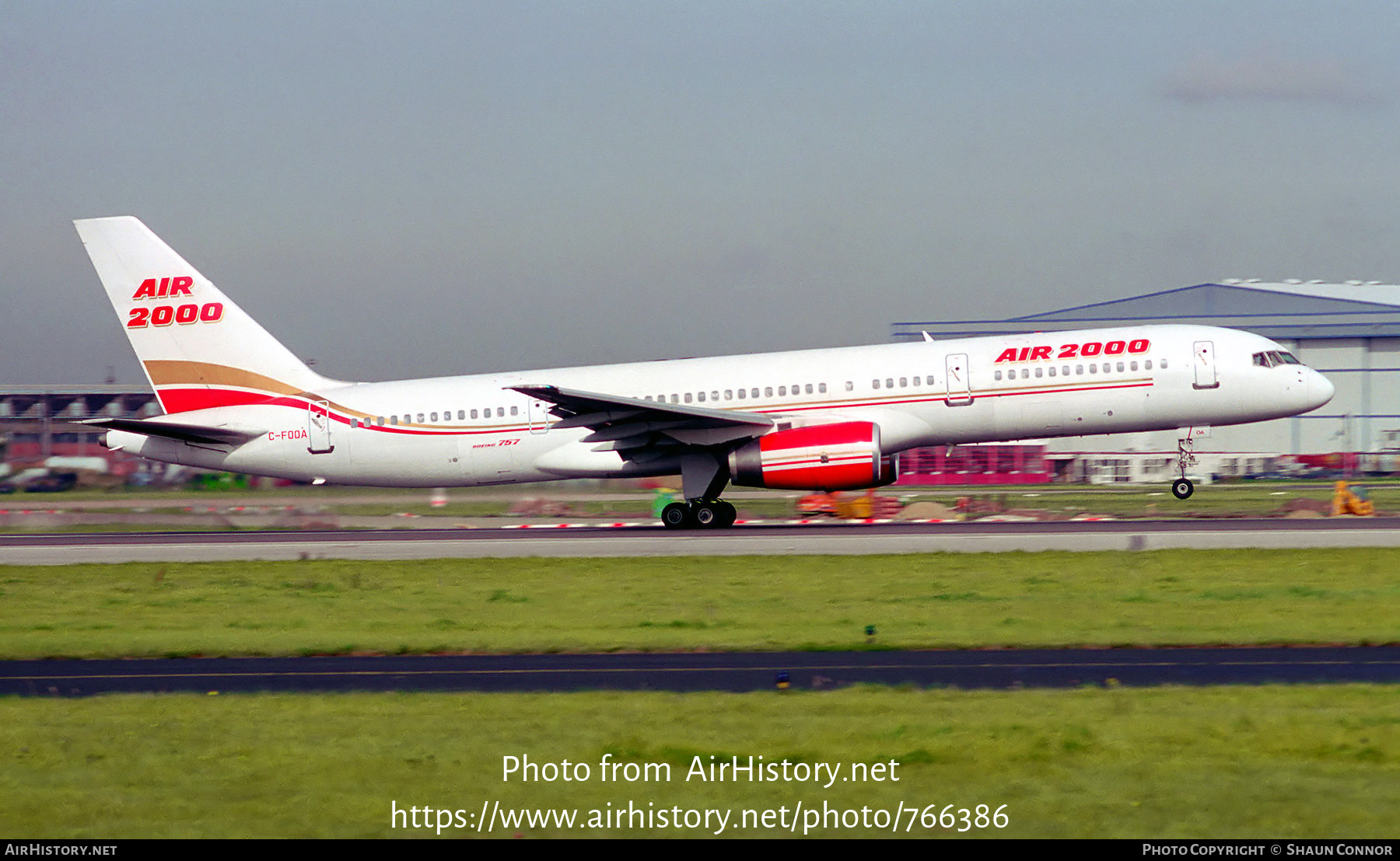 Aircraft Photo of C-FOOA | Boeing 757-28A | Air 2000 | AirHistory.net #766386