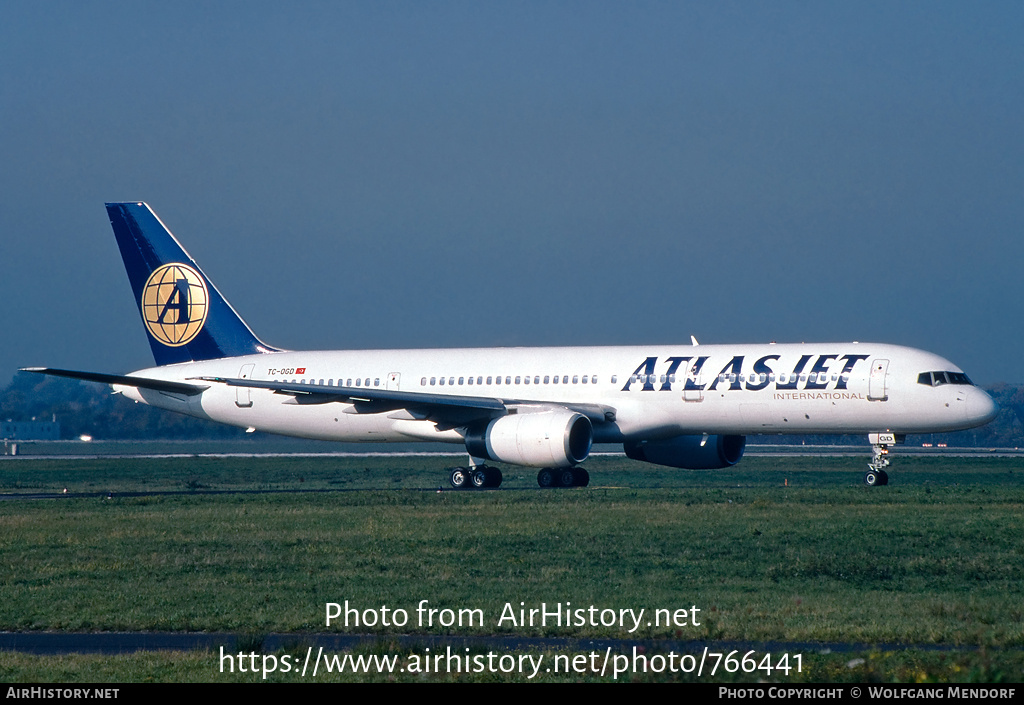 Aircraft Photo of TC-OGD | Boeing 757-2G5 | Atlasjet International Airways | AirHistory.net #766441