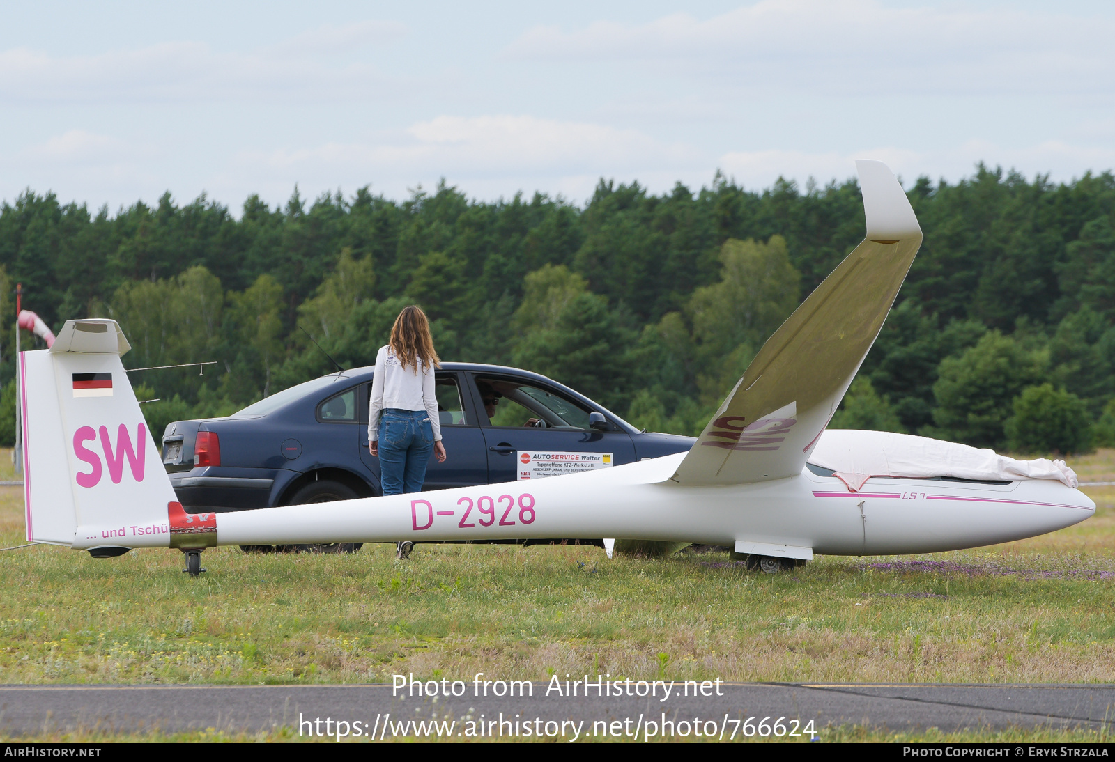 Aircraft Photo of D-2928 | Rolladen-Schneider LS-7 | AirHistory.net #766624