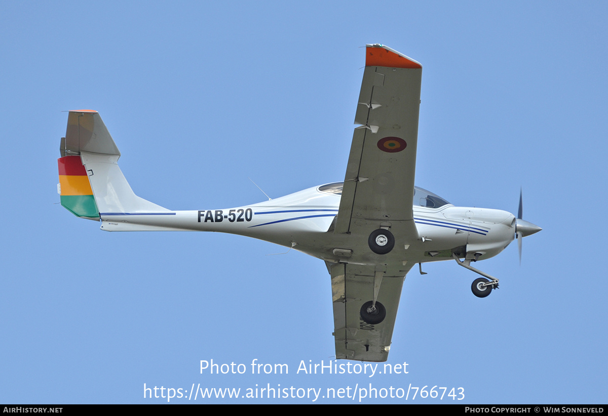 Aircraft Photo of FAB-520 | Diamond DA40 CS Diamond Star | Bolivia - Air Force | AirHistory.net #766743