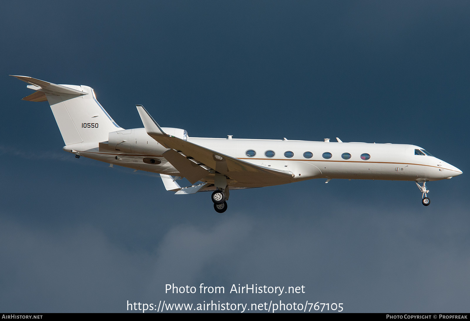 Aircraft Photo of 11-0550 / 10550 | Gulfstream Aerospace C-37B Gulfstream G550 (G-V-SP) | USA - Air Force | AirHistory.net #767105