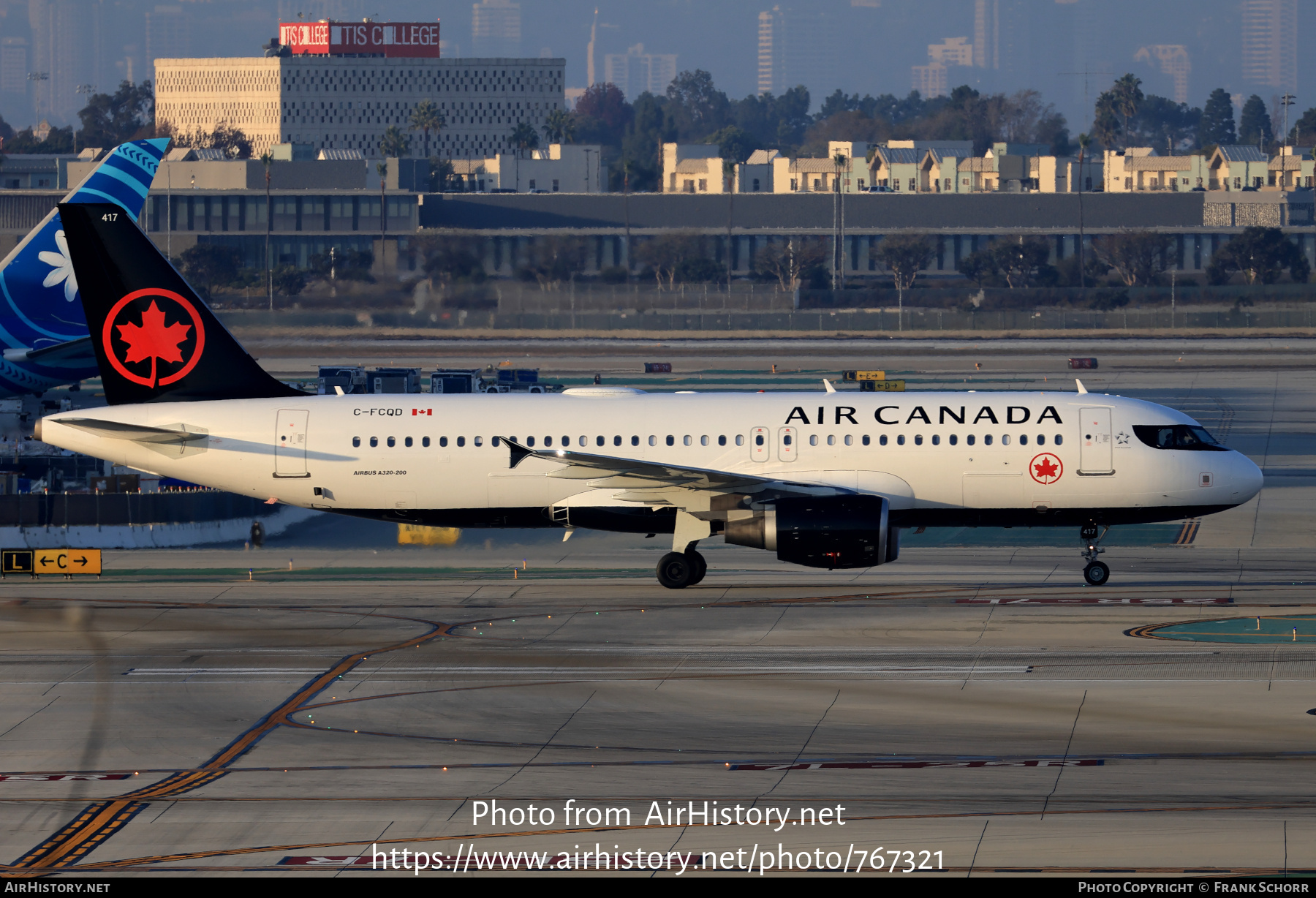 Aircraft Photo of C-FCQD | Airbus A320-214 | Air Canada | AirHistory.net #767321