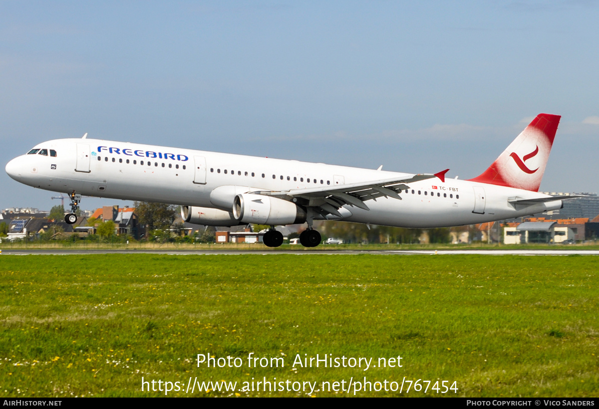 Aircraft Photo of TC-FBT | Airbus A321-231 | Freebird Airlines | AirHistory.net #767454