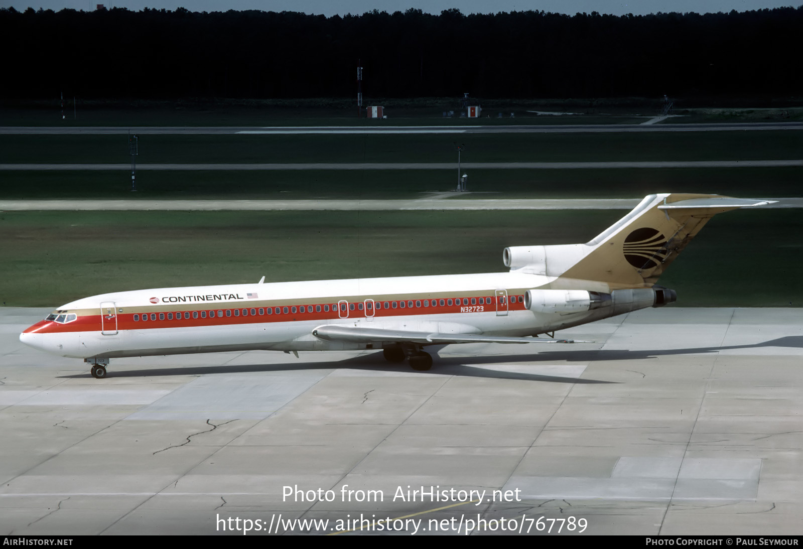 Aircraft Photo of N32723 | Boeing 727-224 | Continental Airlines | AirHistory.net #767789