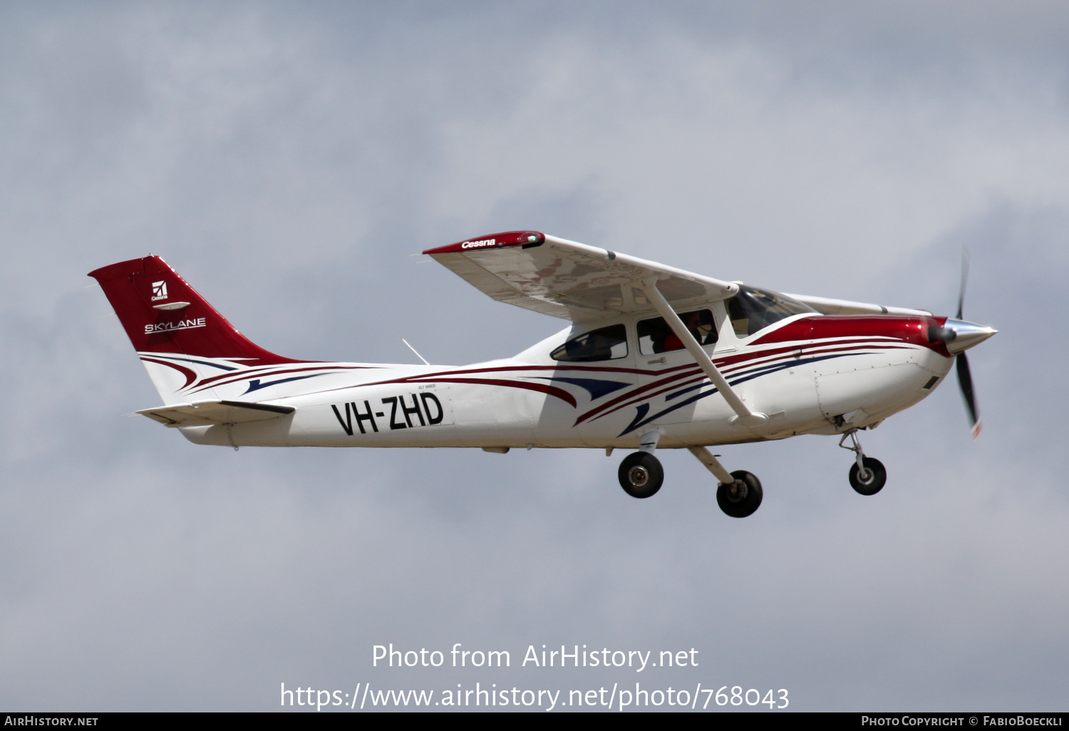 Aircraft Photo of VH-ZHD | Cessna 182T Skylane | AirHistory.net #768043