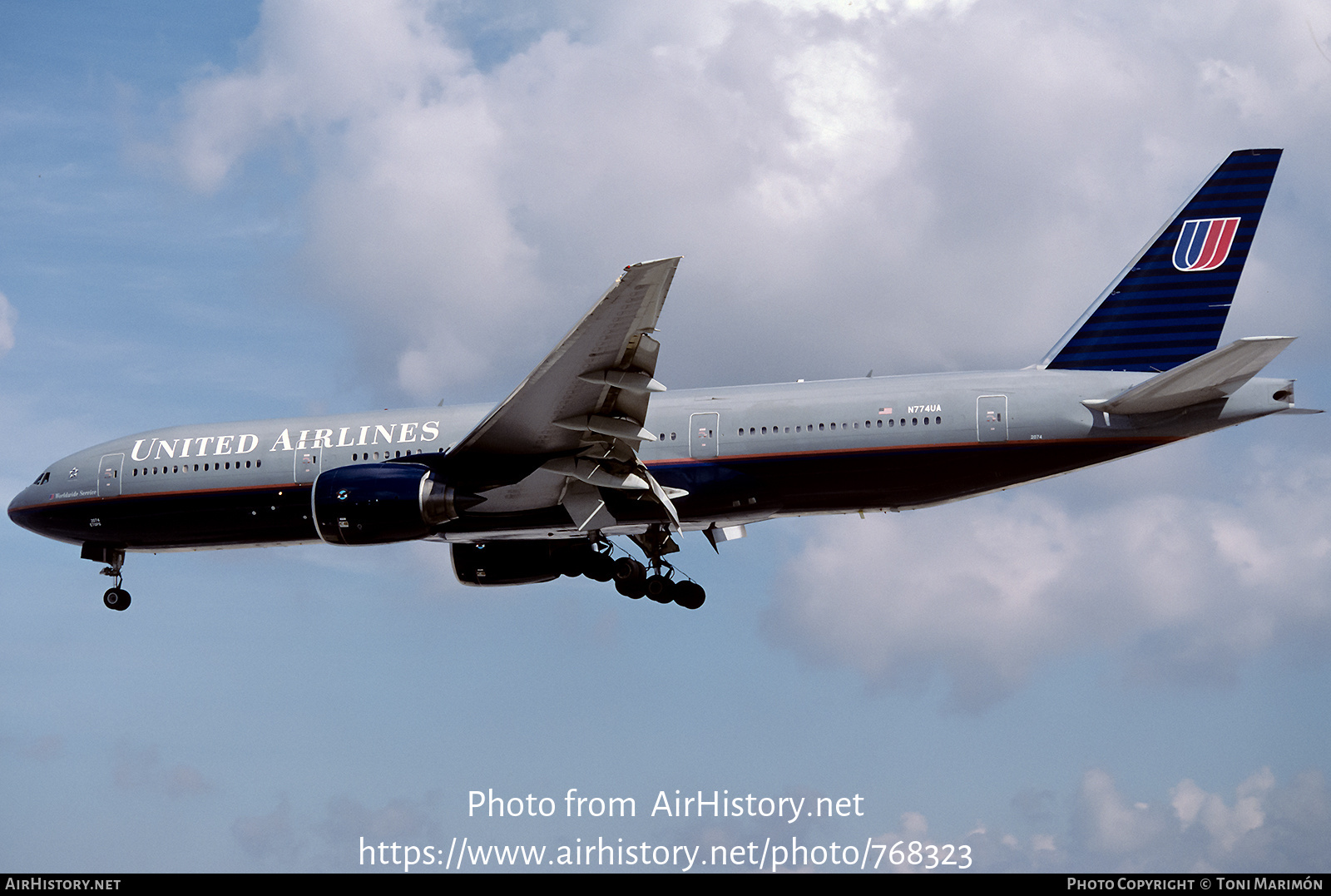 Aircraft Photo of N774UA | Boeing 777-222 | United Airlines | AirHistory.net #768323