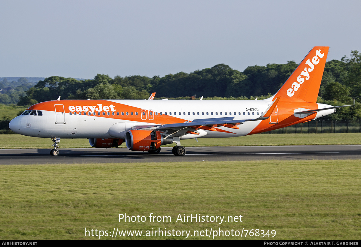 Aircraft Photo of G-EZOU | Airbus A320-214 | EasyJet | AirHistory.net #768349