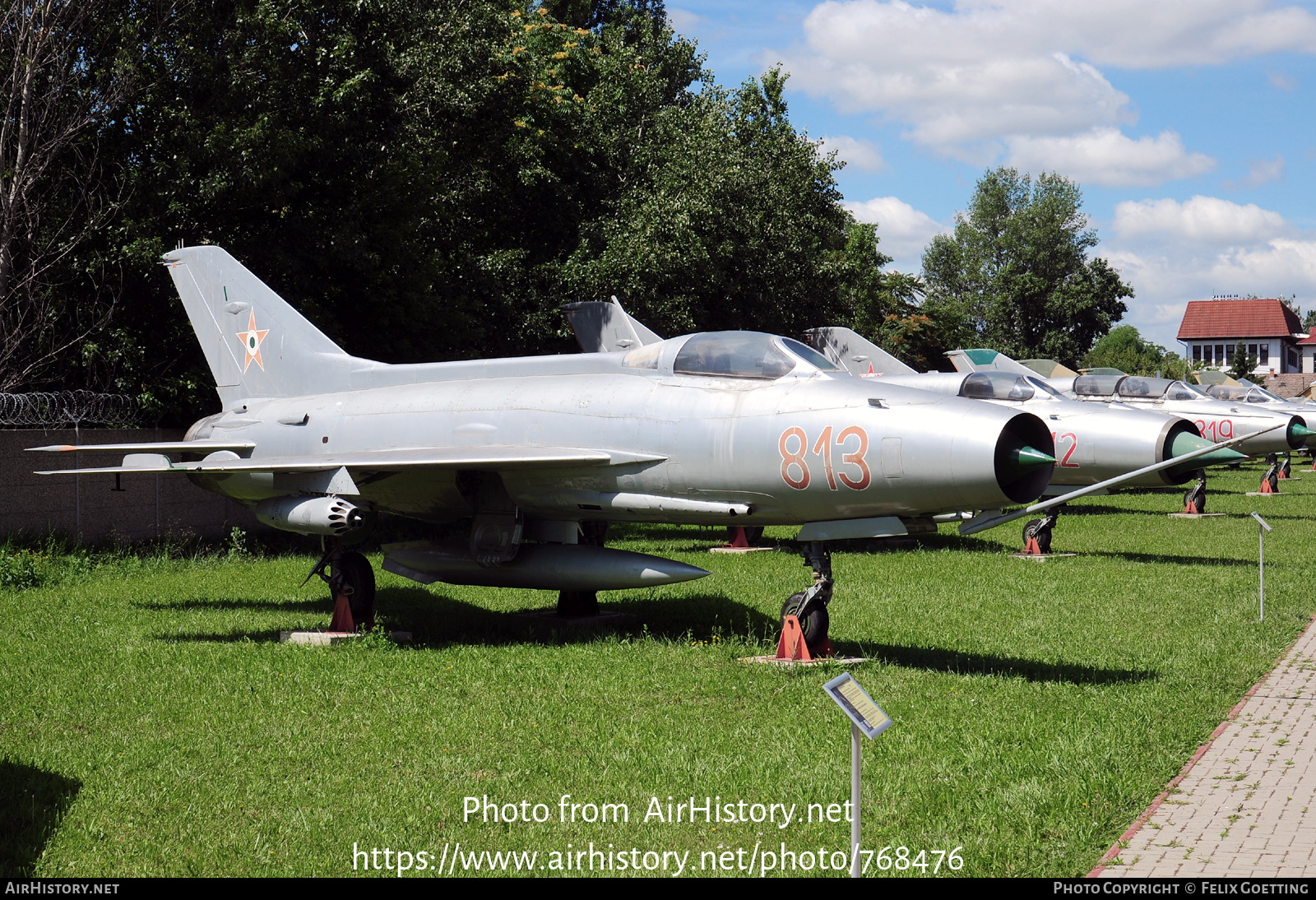 Aircraft Photo of 813 | Mikoyan-Gurevich MiG-21F-13 | Hungary - Air Force | AirHistory.net #768476