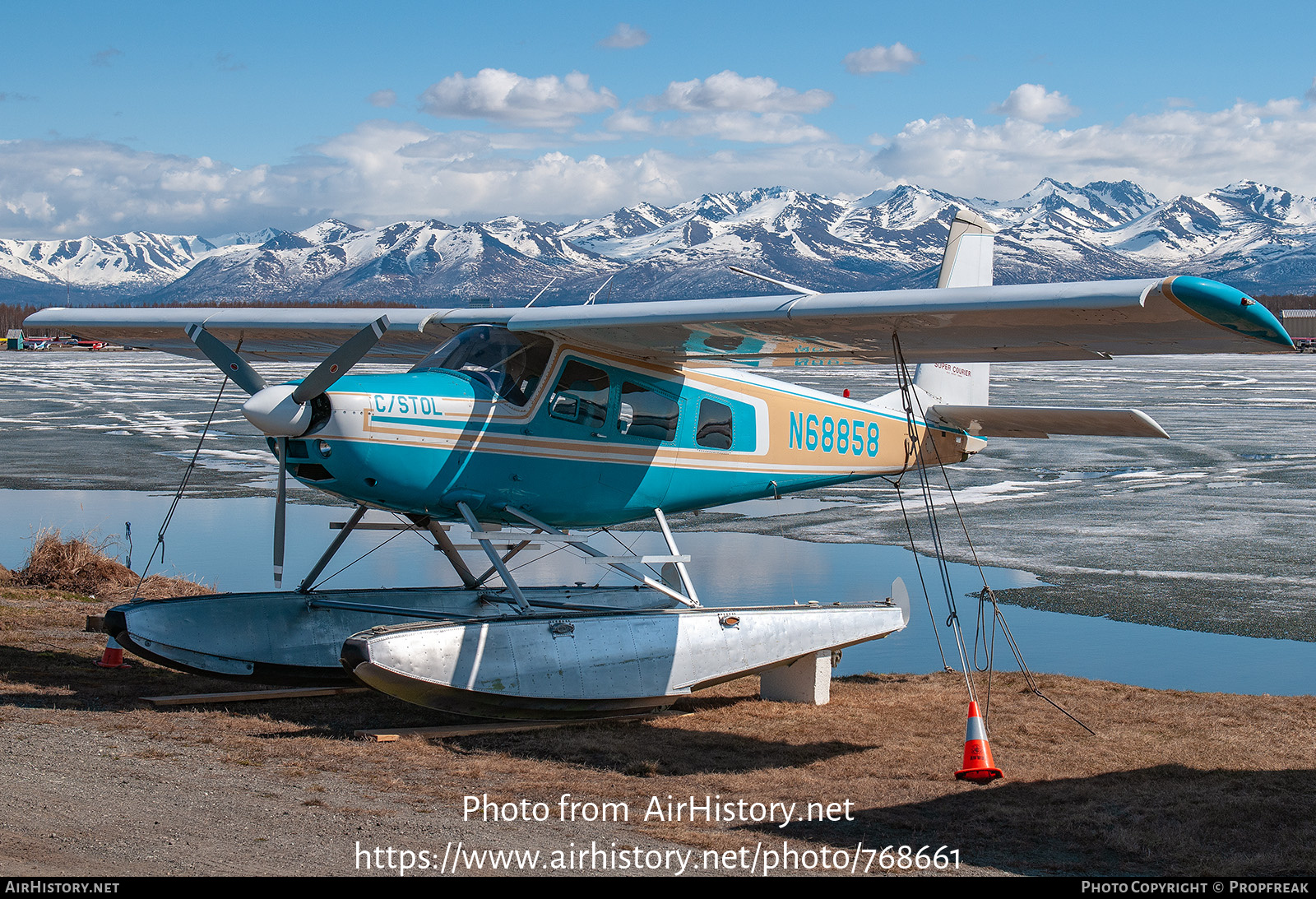 Aircraft Photo of N68858 | Helio H-295 Super Courier | AirHistory.net #768661