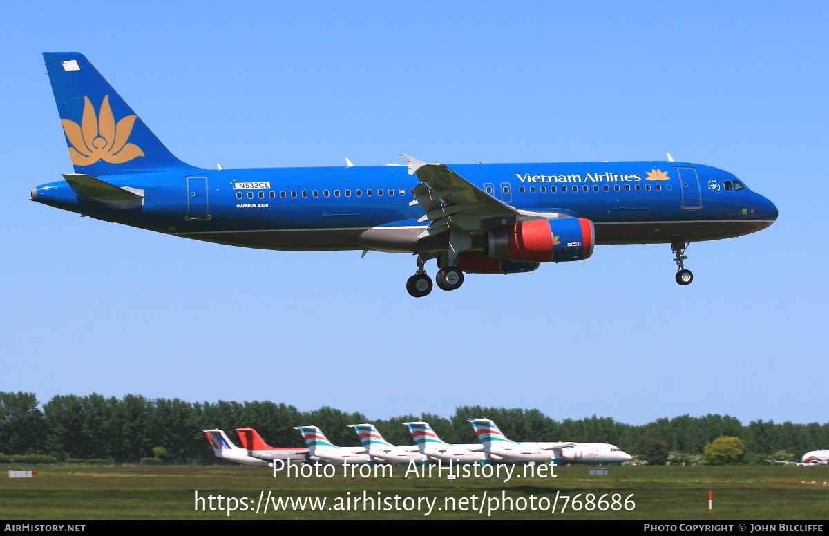 Aircraft Photo of N532CL | Airbus A320-232 | Vietnam Airlines | AirHistory.net #768686