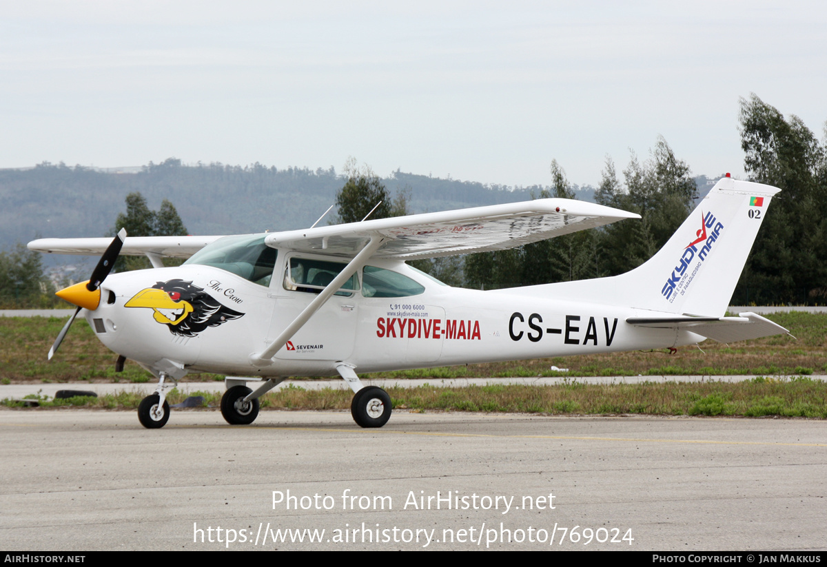 Aircraft Photo of CS-EAV | Cessna 182Q Skylane | Skydive Maia | AirHistory.net #769024