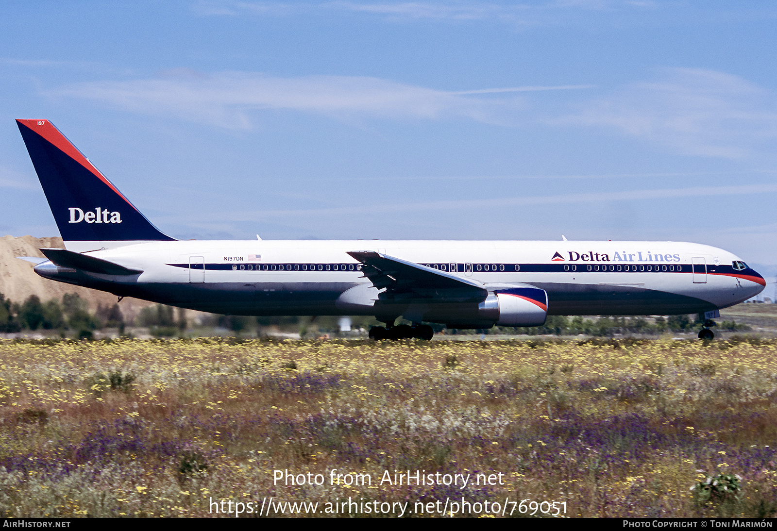 Aircraft Photo of N197DN | Boeing 767-332/ER | Delta Air Lines | AirHistory.net #769051