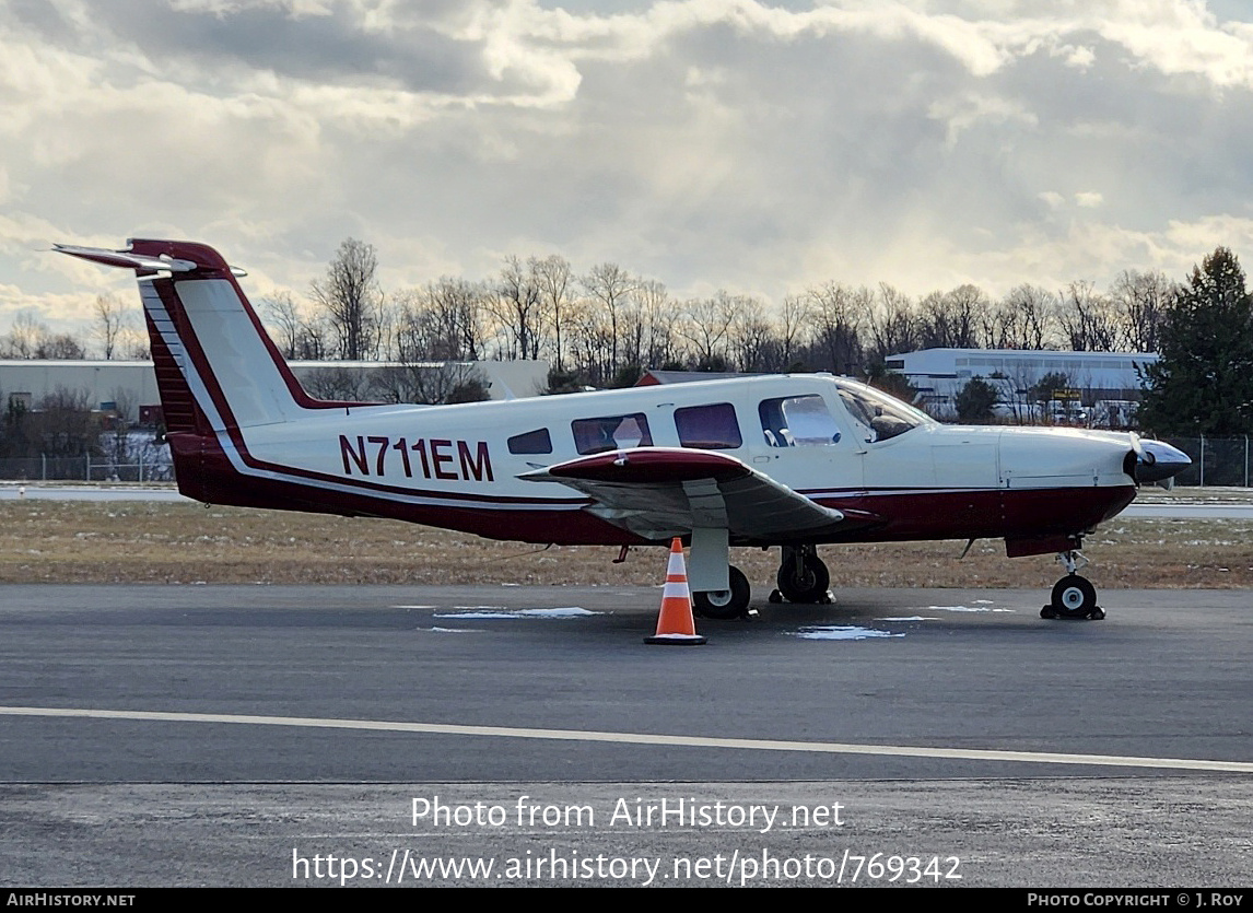 Aircraft Photo of N711EM | Piper PA-32-300 Cherokee Six | AirHistory.net #769342