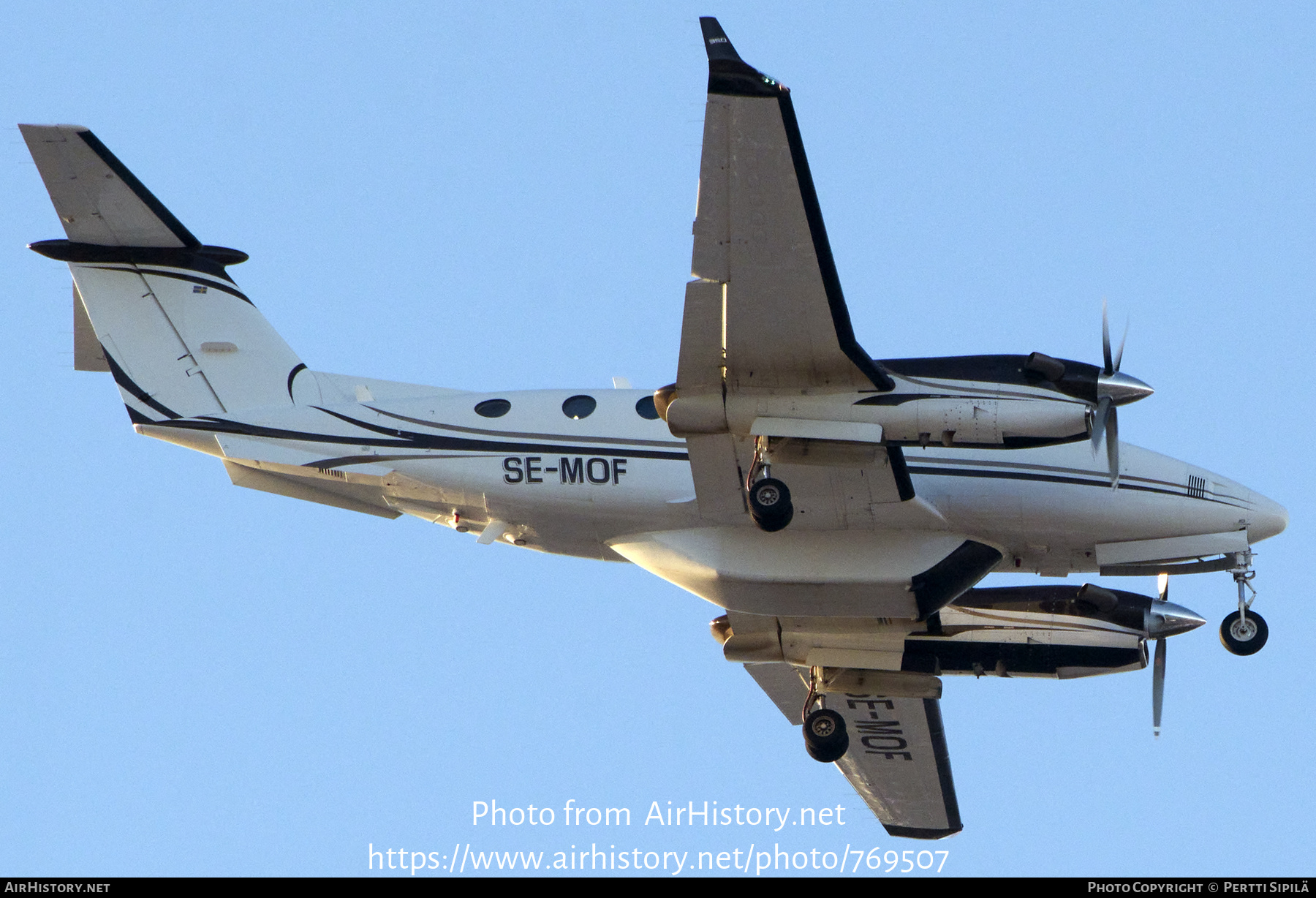 Aircraft Photo of SE-MOF | Hawker Beechcraft 350i King Air (B300) | AirHistory.net #769507