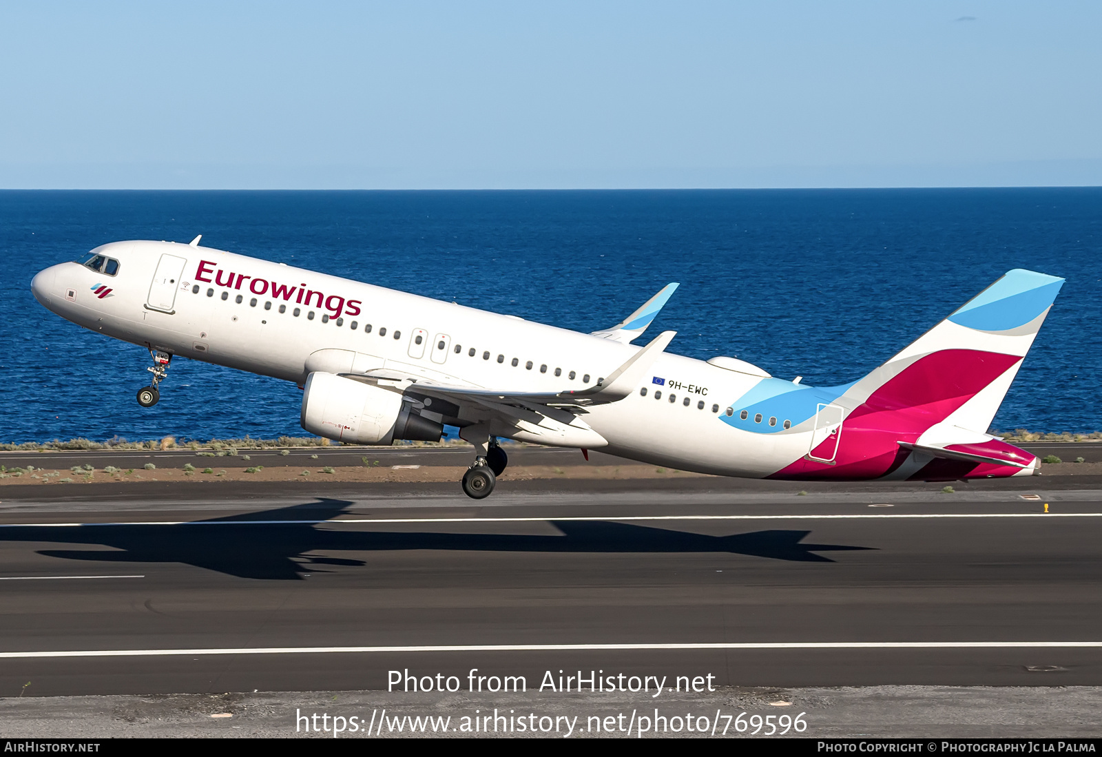 Aircraft Photo of 9H-EWC | Airbus A320-214 | Eurowings | AirHistory.net #769596